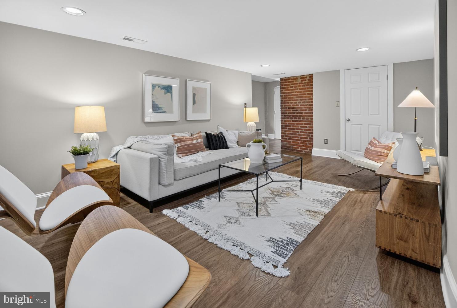 1726 17TH STREET NW B1