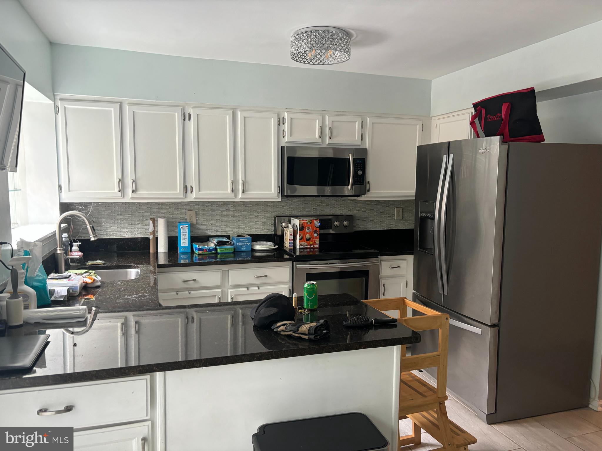 2520 S WALTER REED DRIVE 1