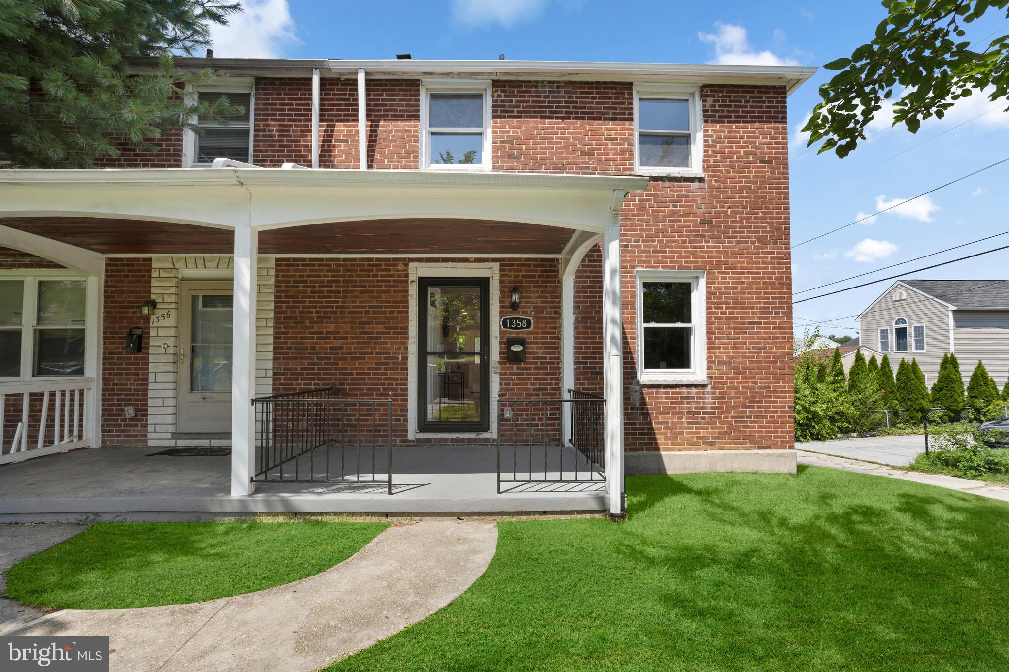 1358 CROFTON ROAD