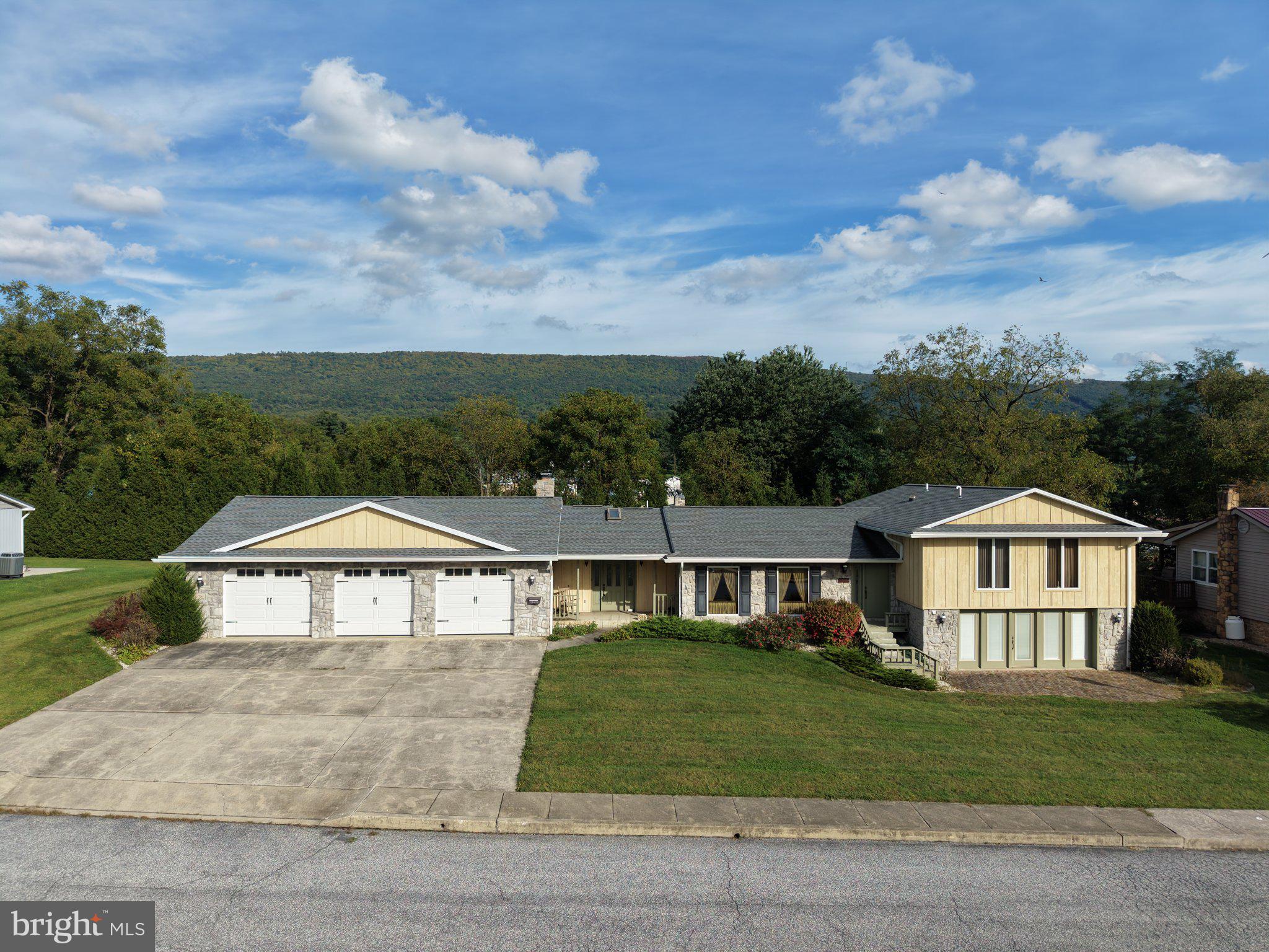 526 N 5TH STREET