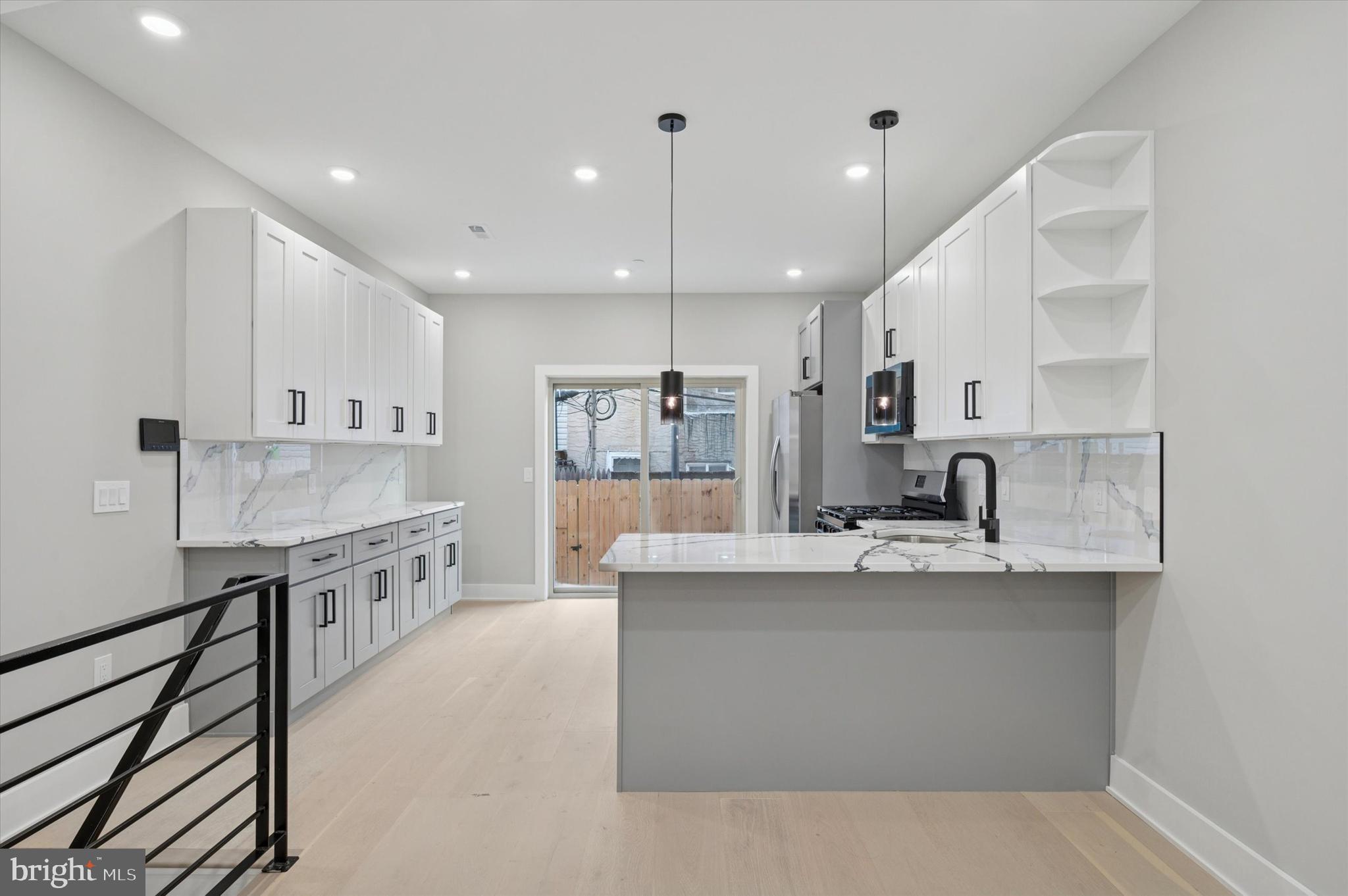 EAST PASSYUNK CROSSING - Residential