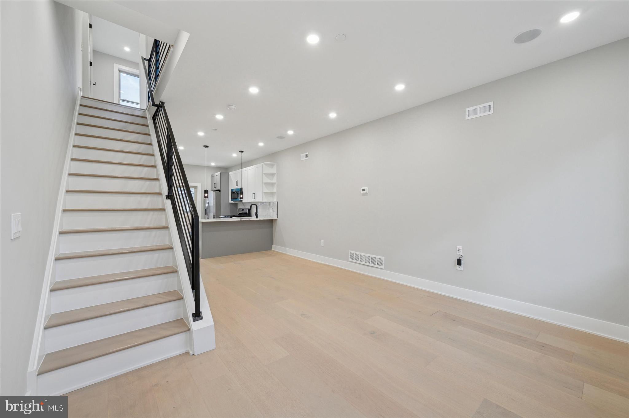 EAST PASSYUNK CROSSING - Residential