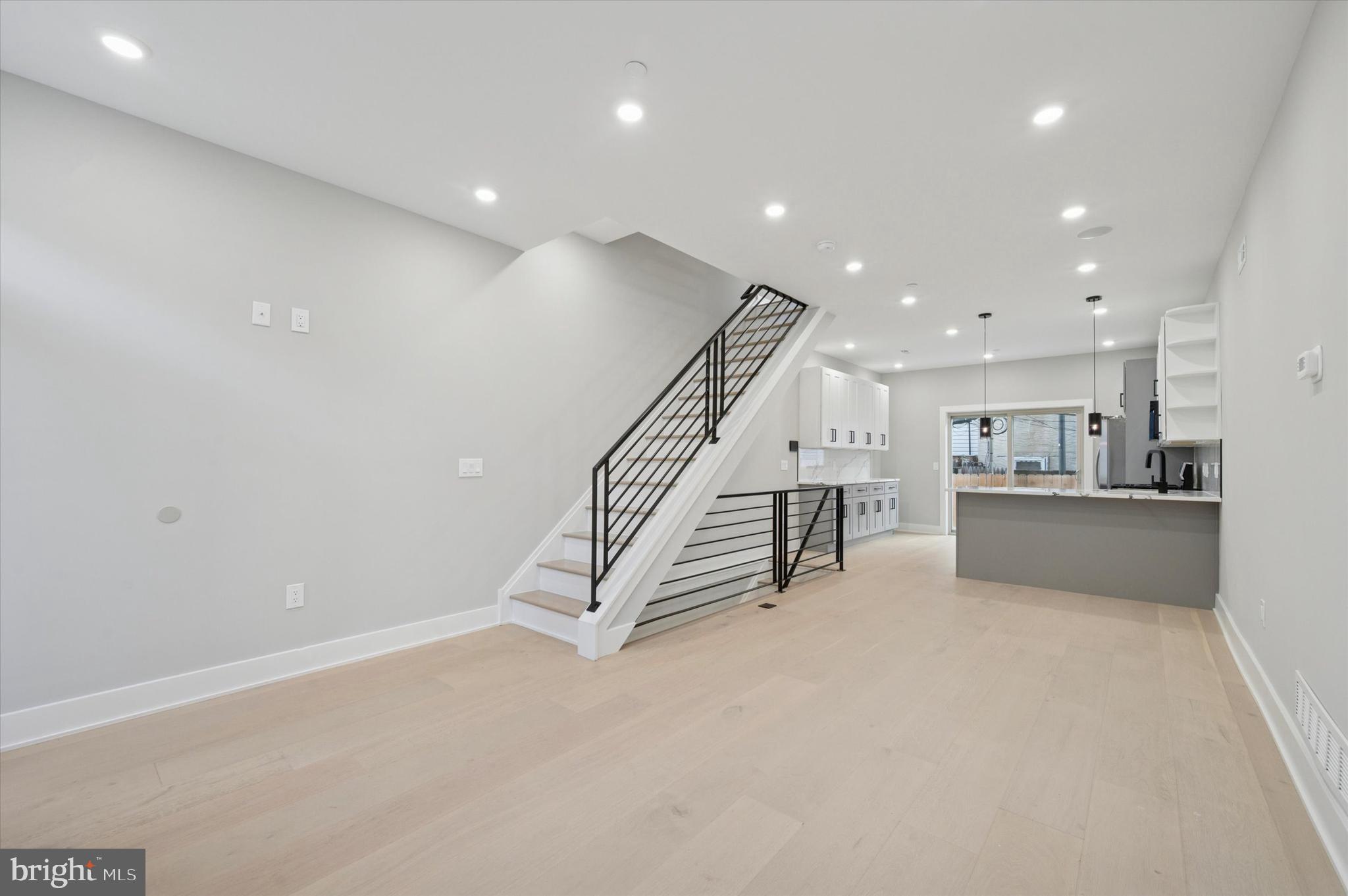 EAST PASSYUNK CROSSING - Residential