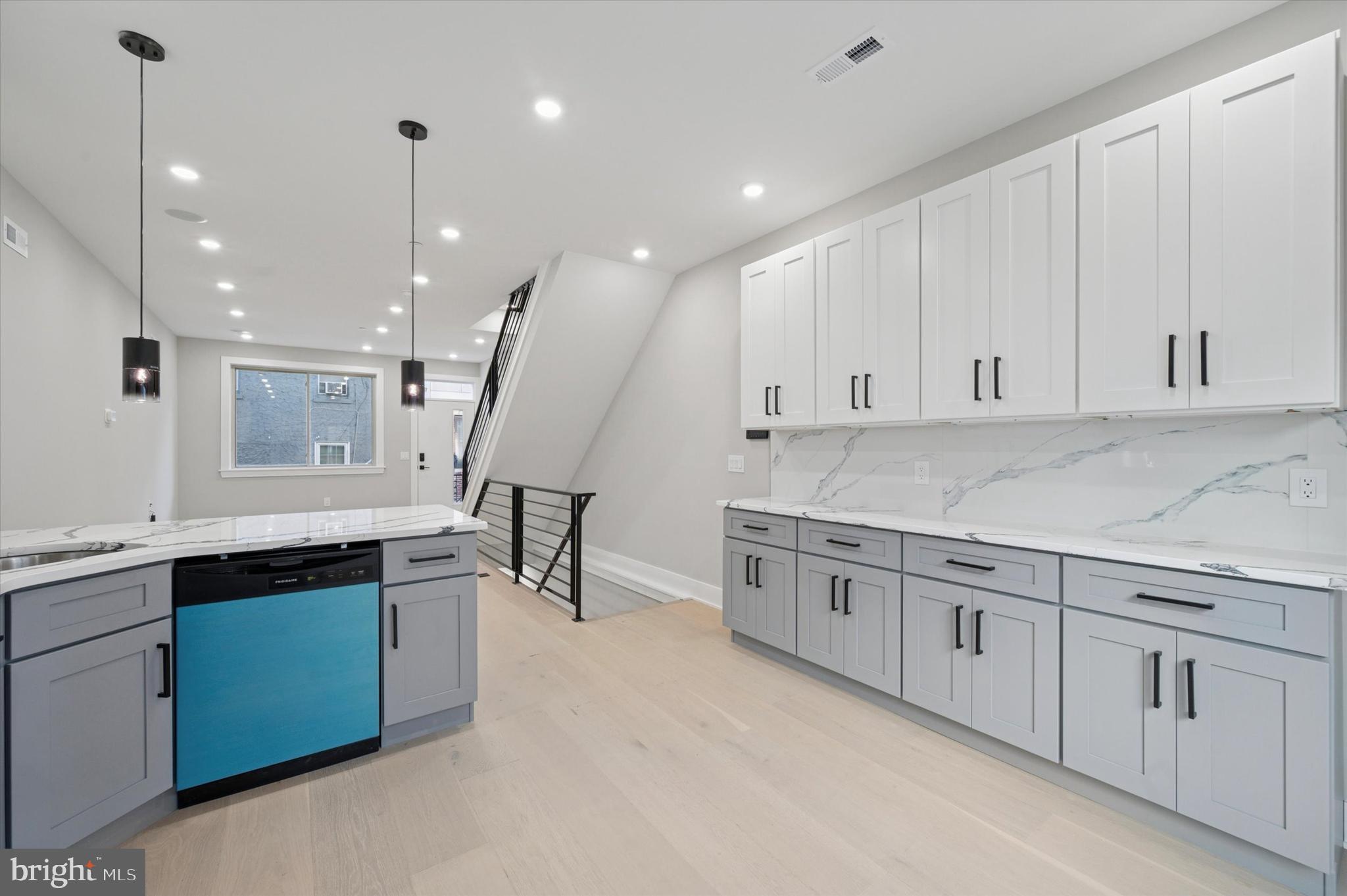 EAST PASSYUNK CROSSING - Residential