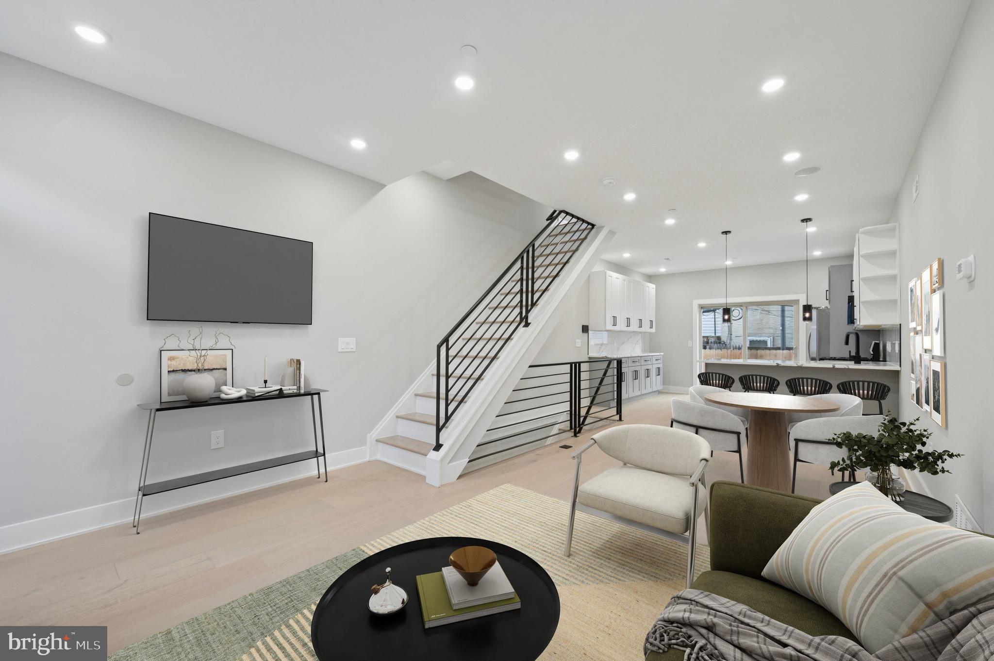 EAST PASSYUNK CROSSING - Residential