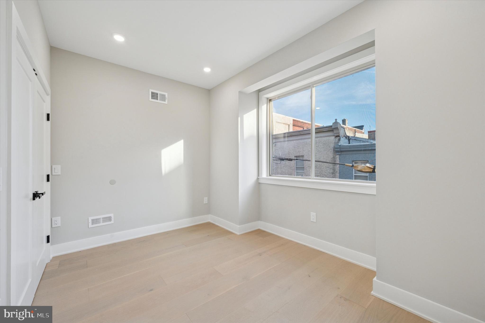 EAST PASSYUNK CROSSING - Residential