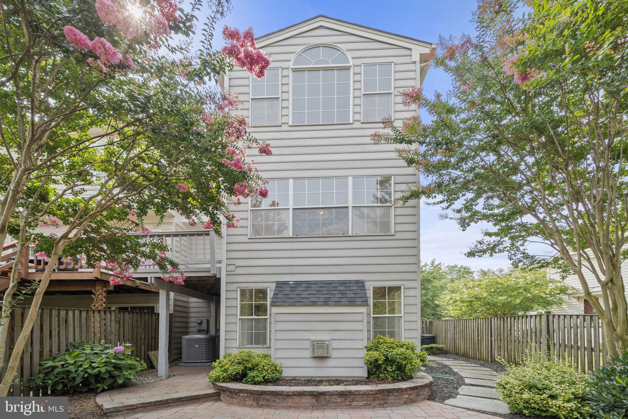 GREENWAY FARM - Residential