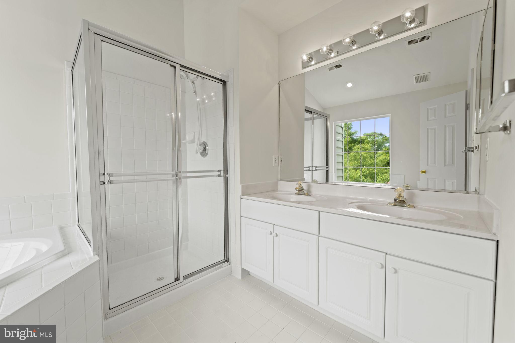 GREENWAY FARM - Residential