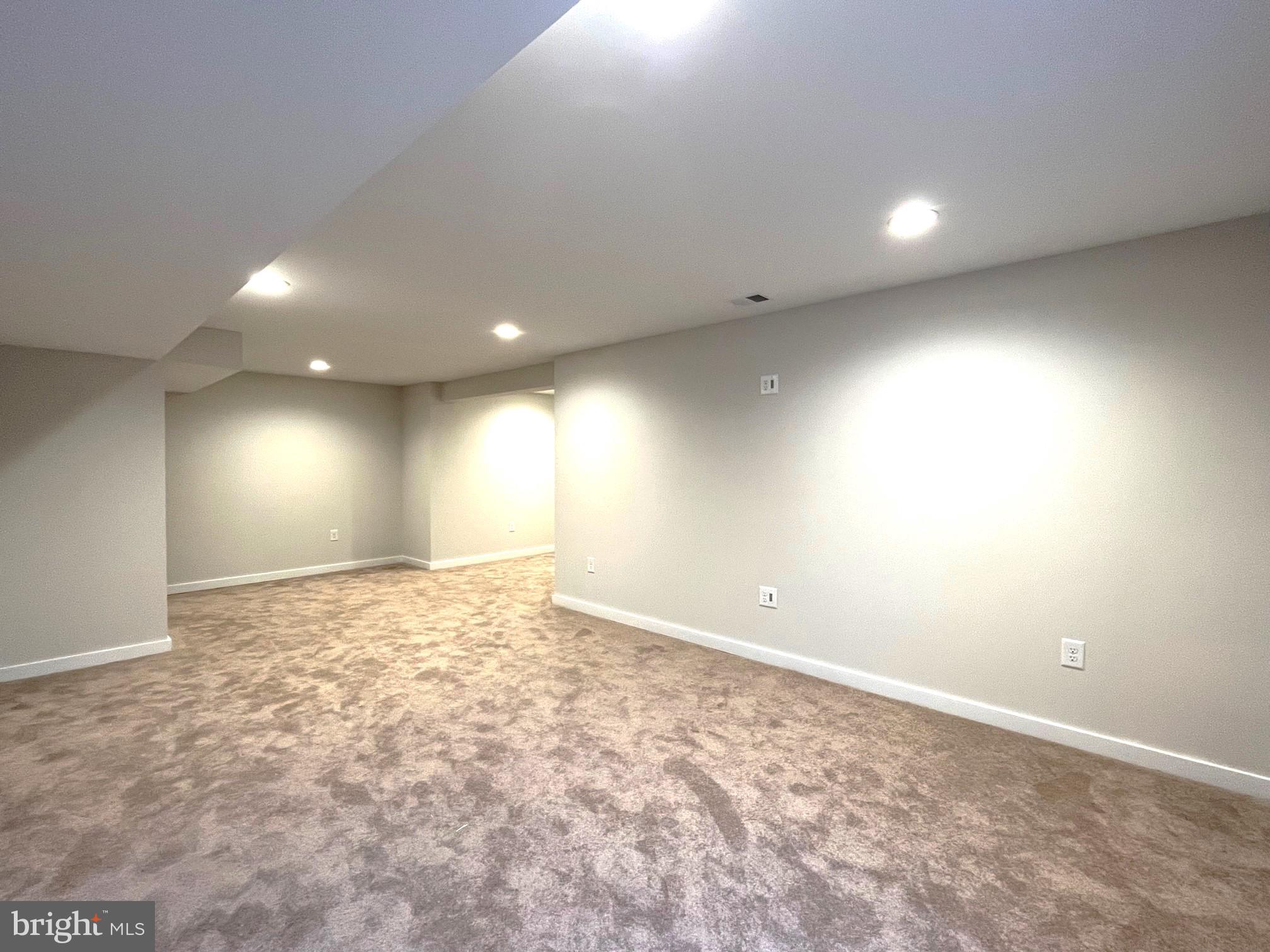 HERITAGE HILLS - Residential