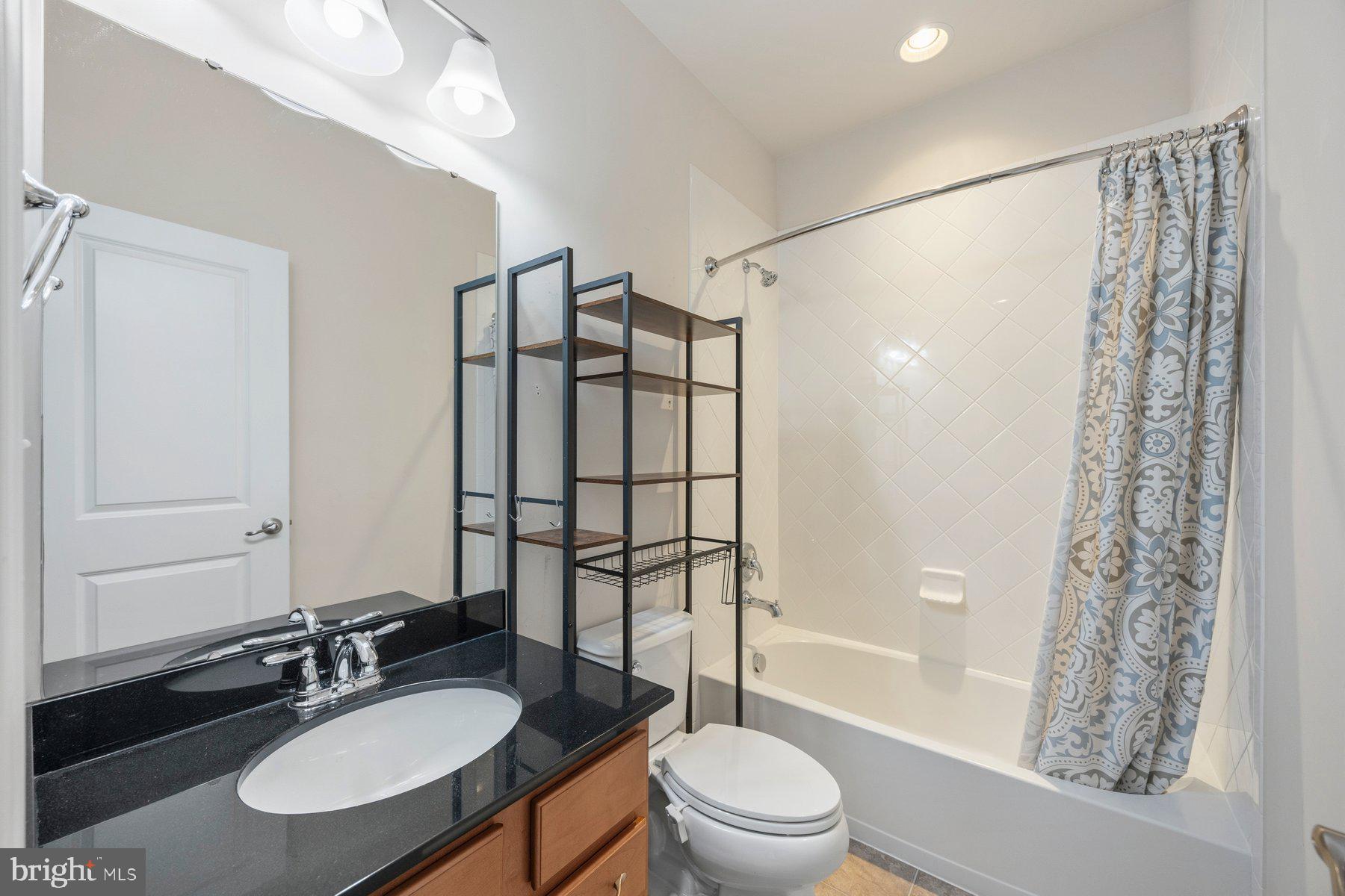 O'DONNELL SQUARE - Residential