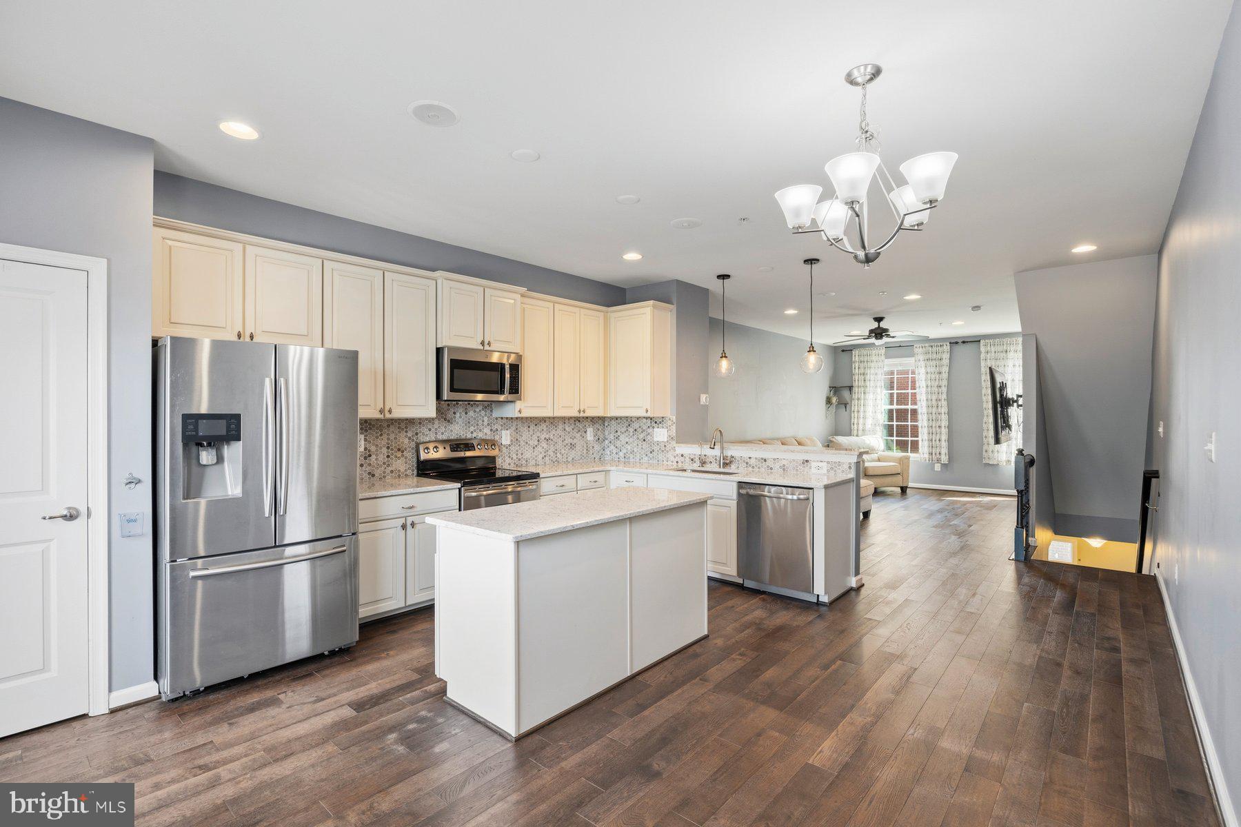 O'DONNELL SQUARE - Residential