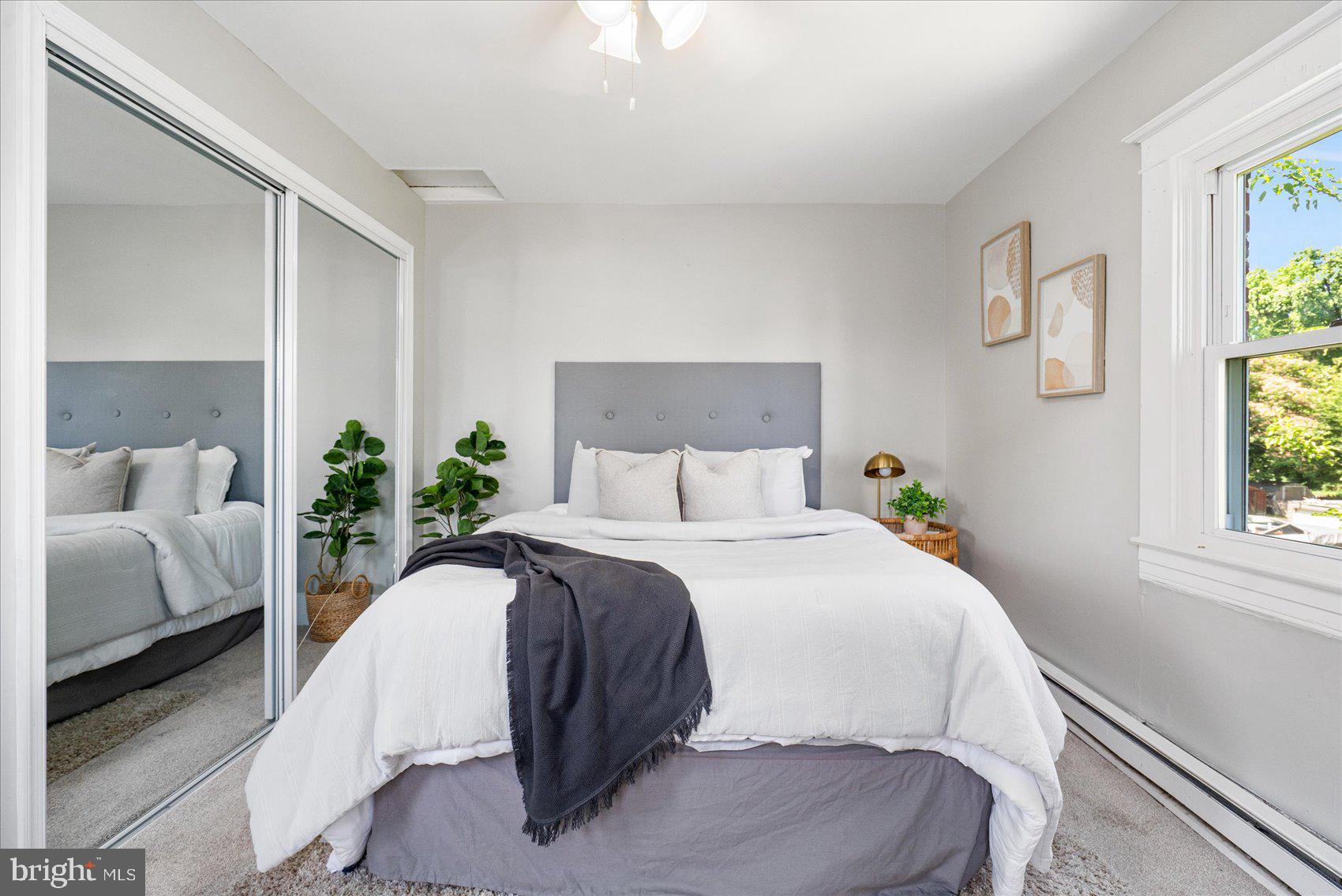 FORT HOWARD - Residential