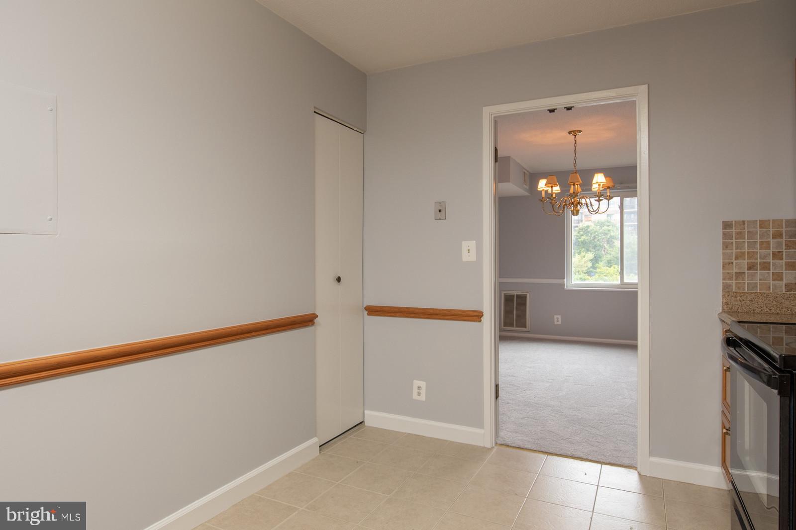 ROTONDA - Residential Lease