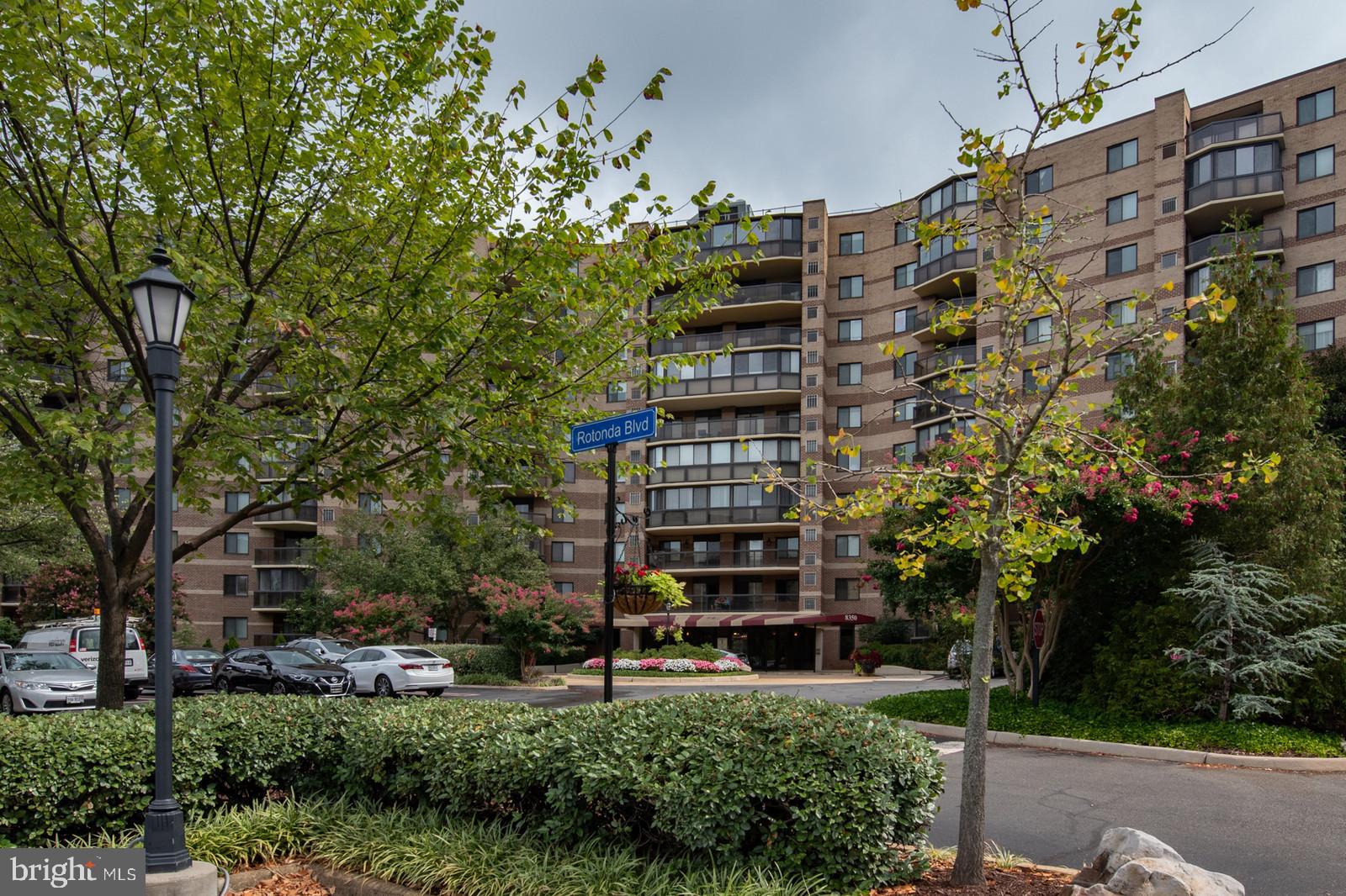 ROTONDA - Residential Lease