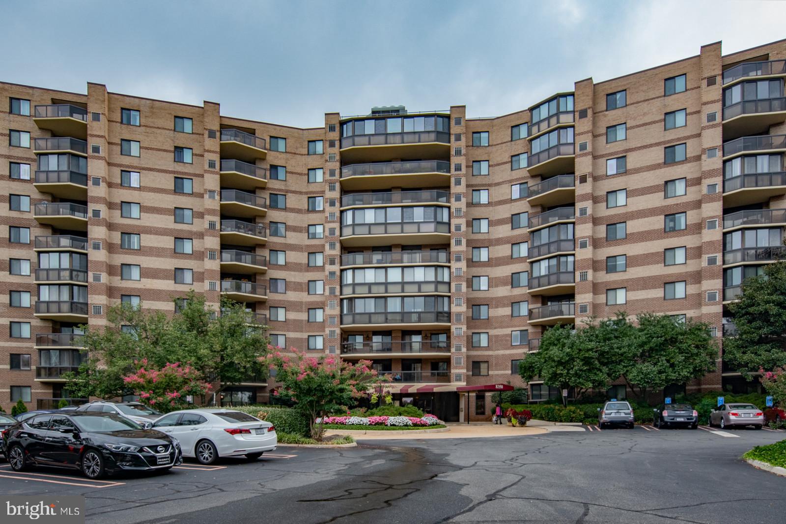 ROTONDA - Residential Lease