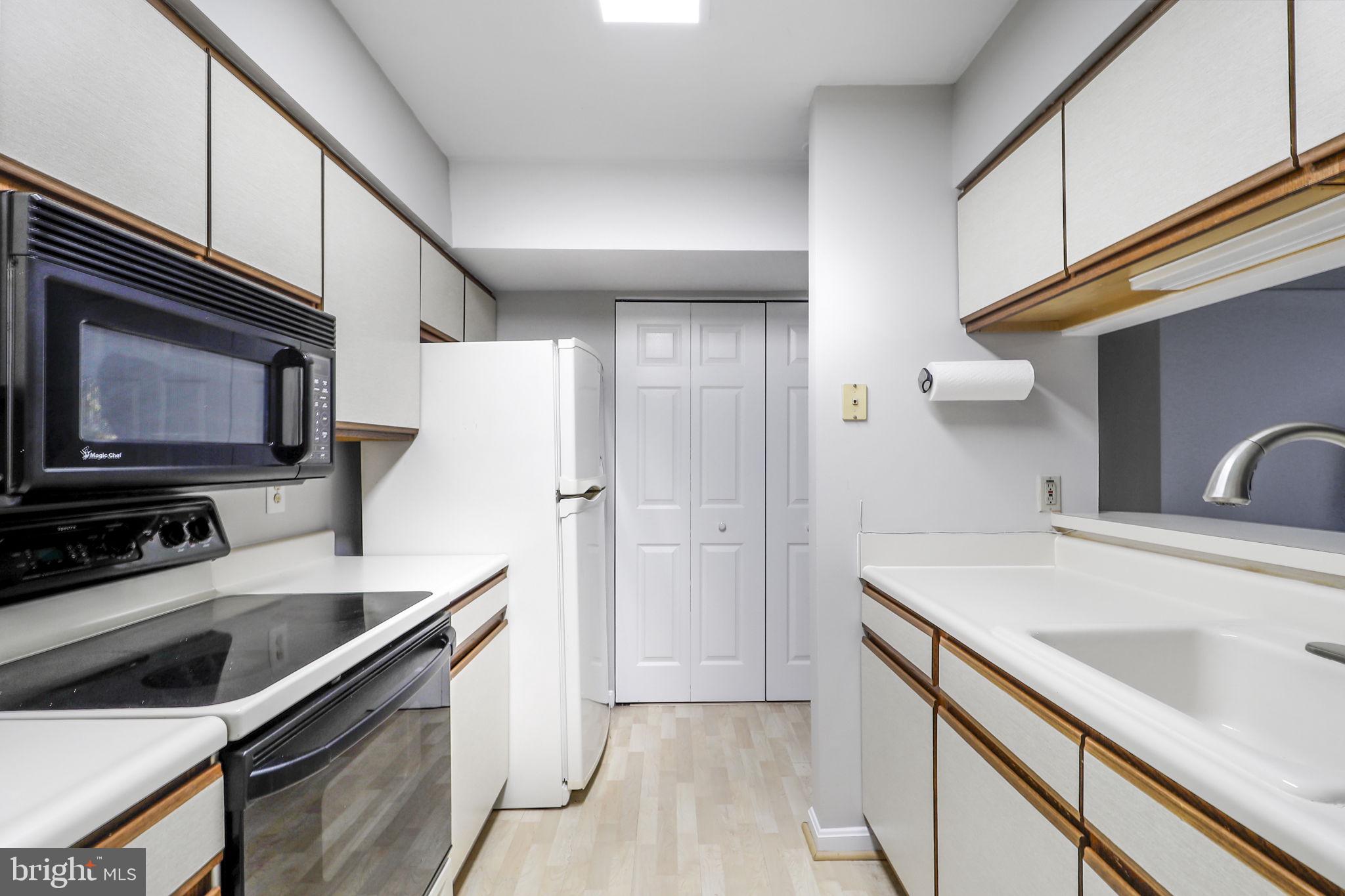 VILLAGE OF DORSEY SEARCH - Residential