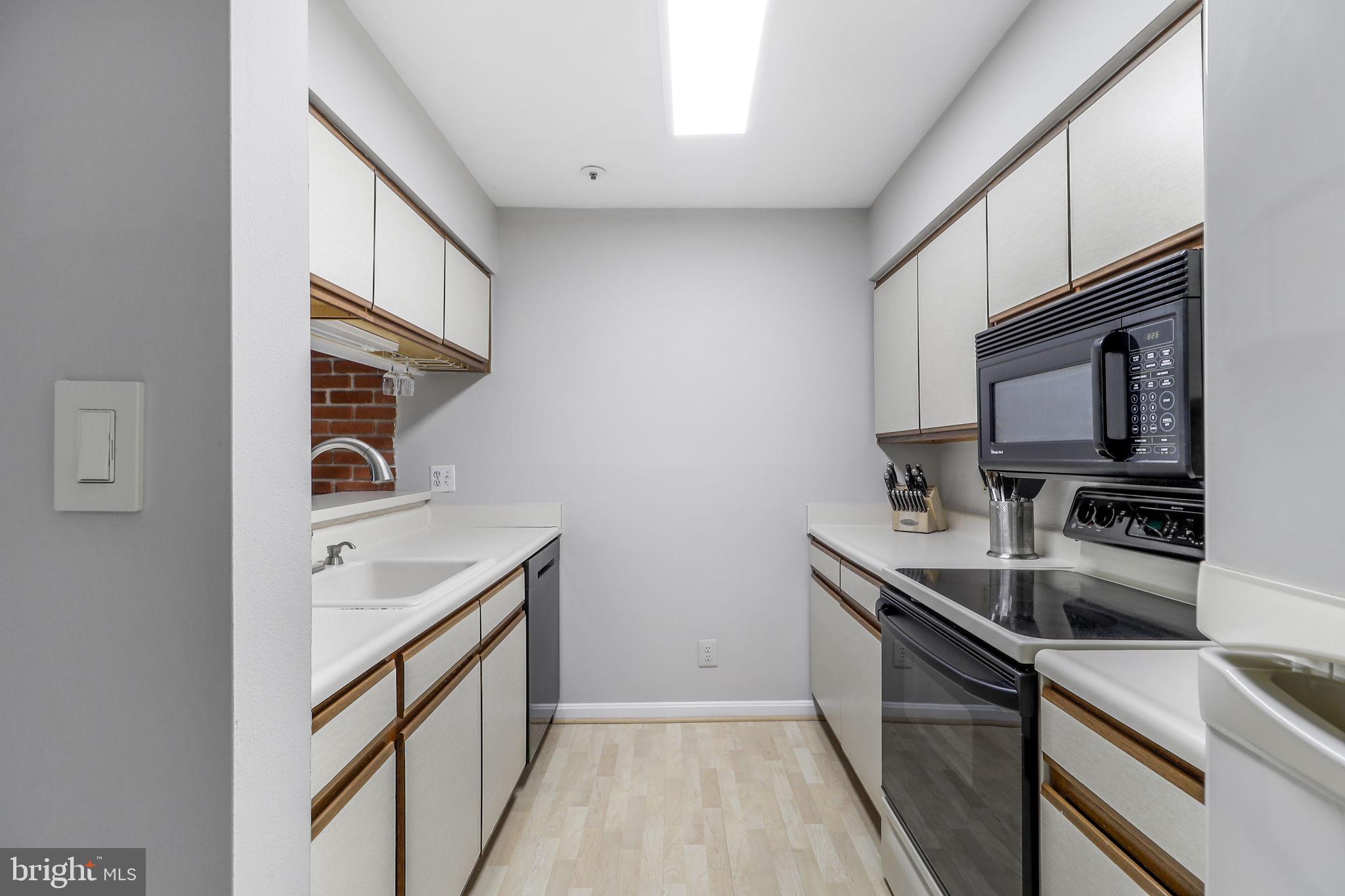 VILLAGE OF DORSEY SEARCH - Residential