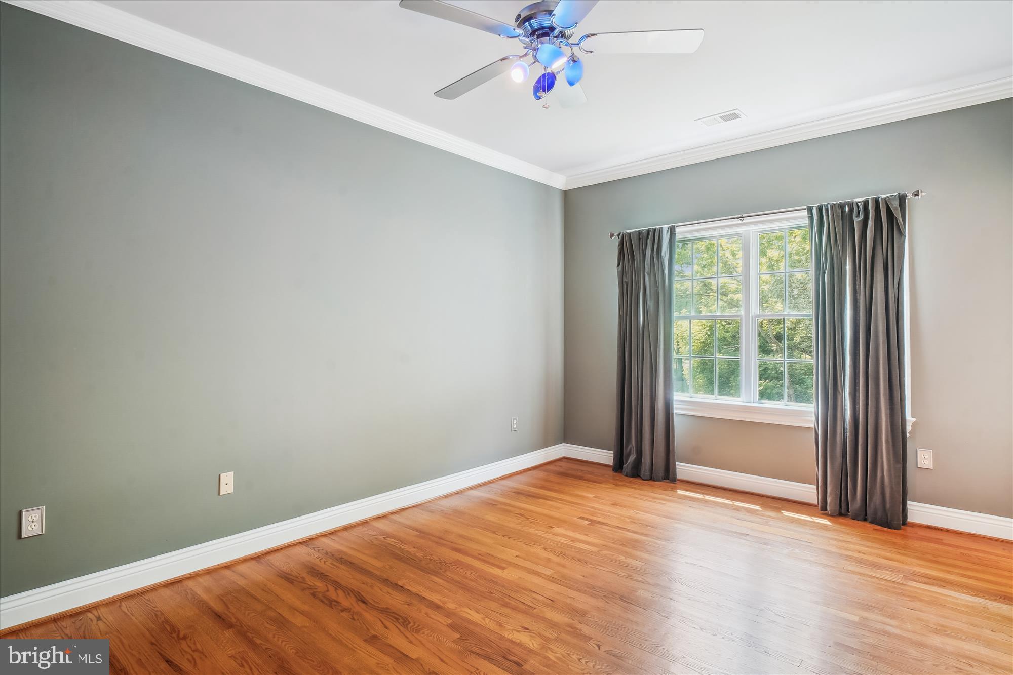 ADAMSTOWN COMMONS - Residential