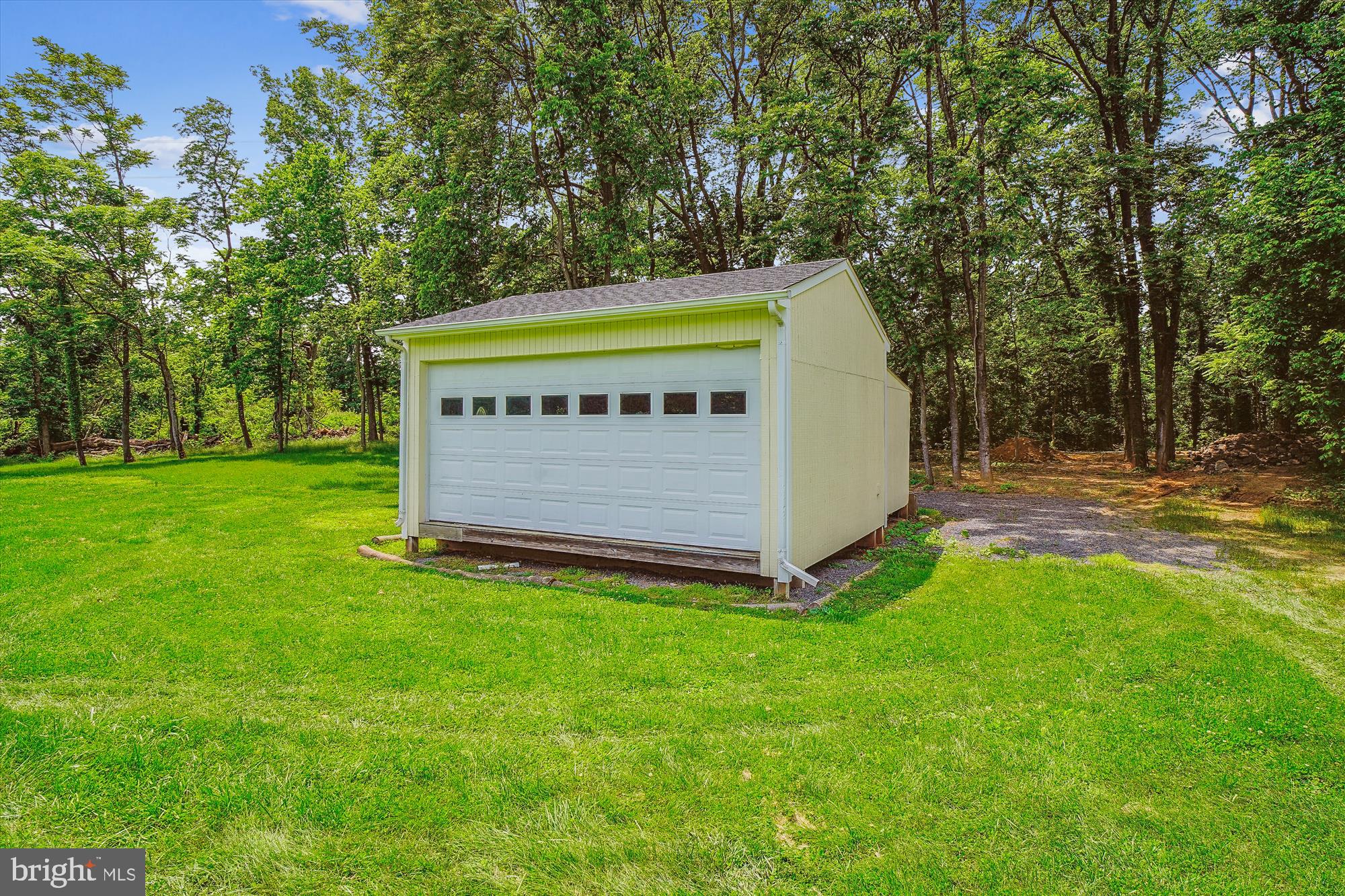 ADAMSTOWN COMMONS - Residential