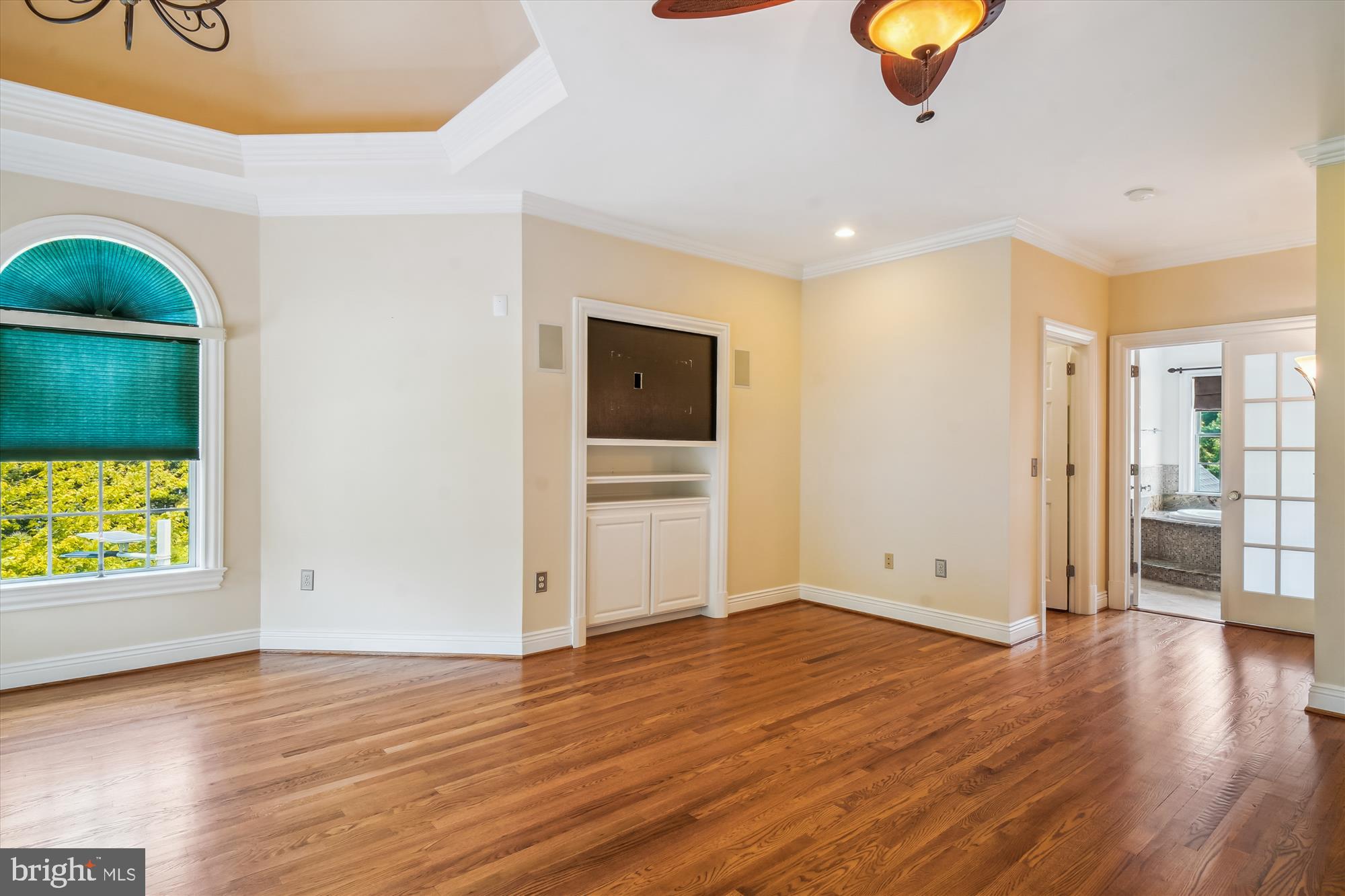 ADAMSTOWN COMMONS - Residential