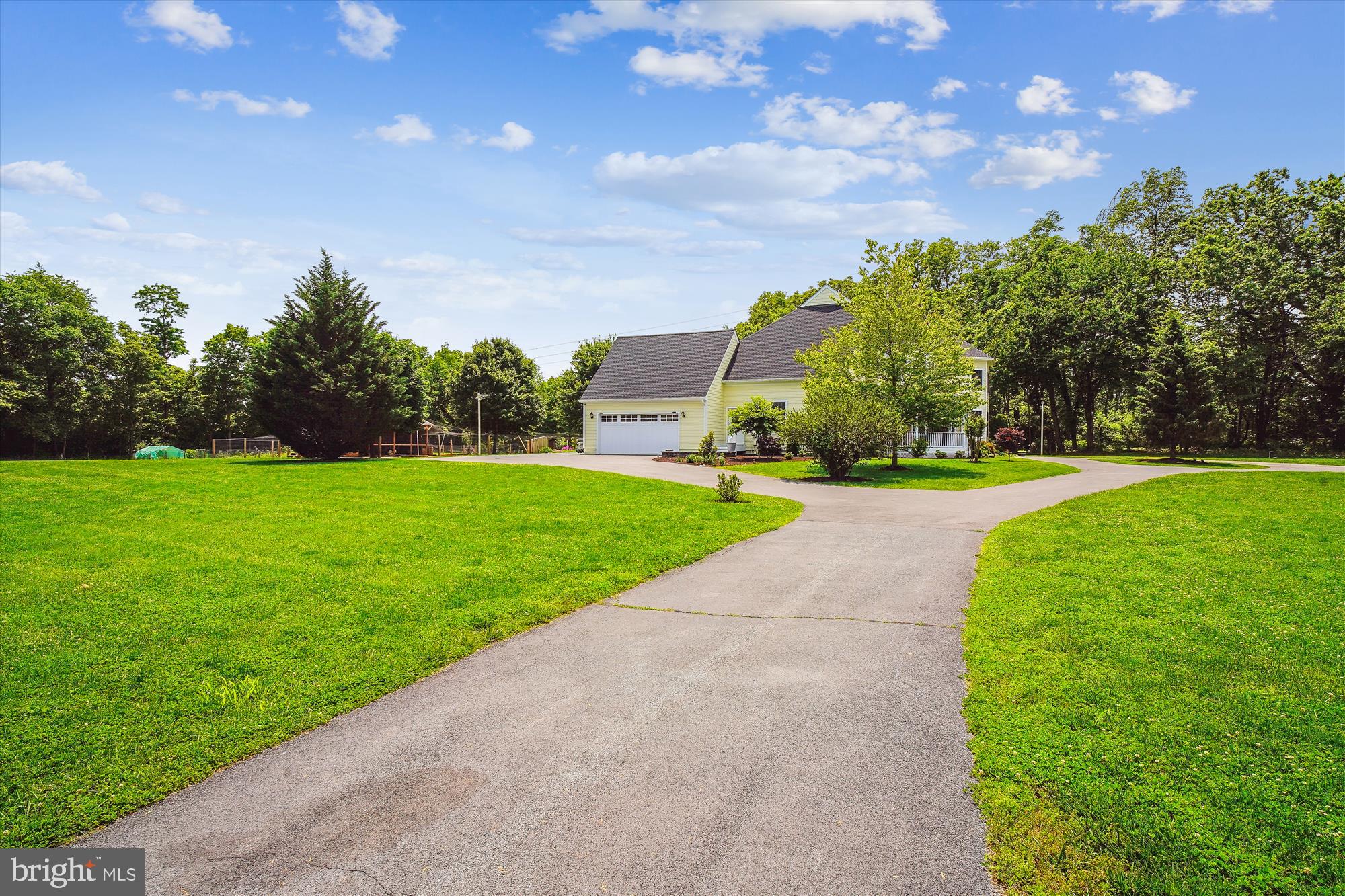 ADAMSTOWN COMMONS - Residential