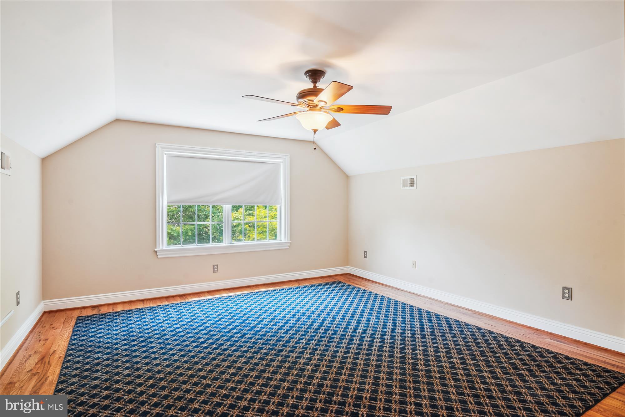 ADAMSTOWN COMMONS - Residential