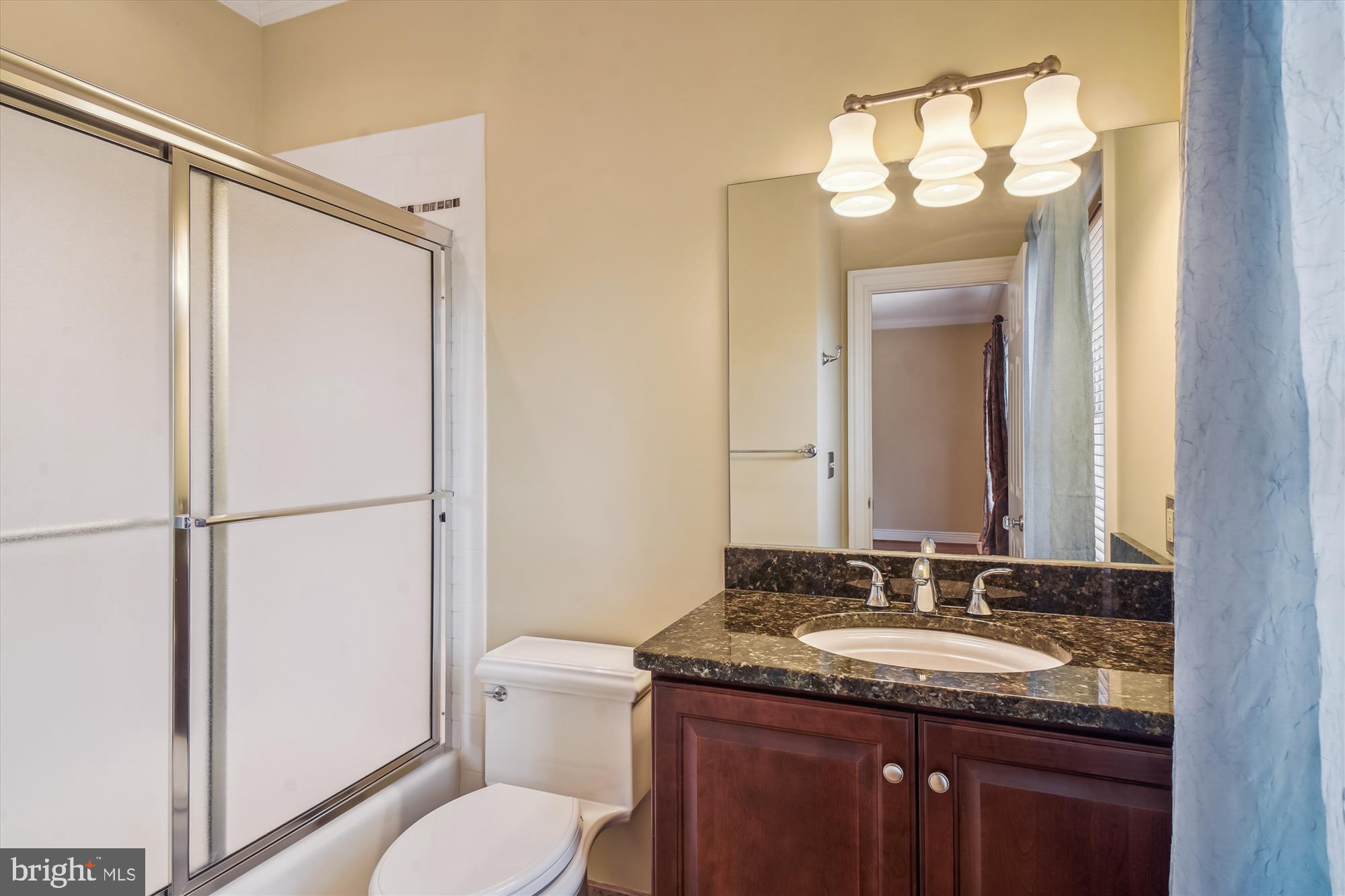 ADAMSTOWN COMMONS - Residential