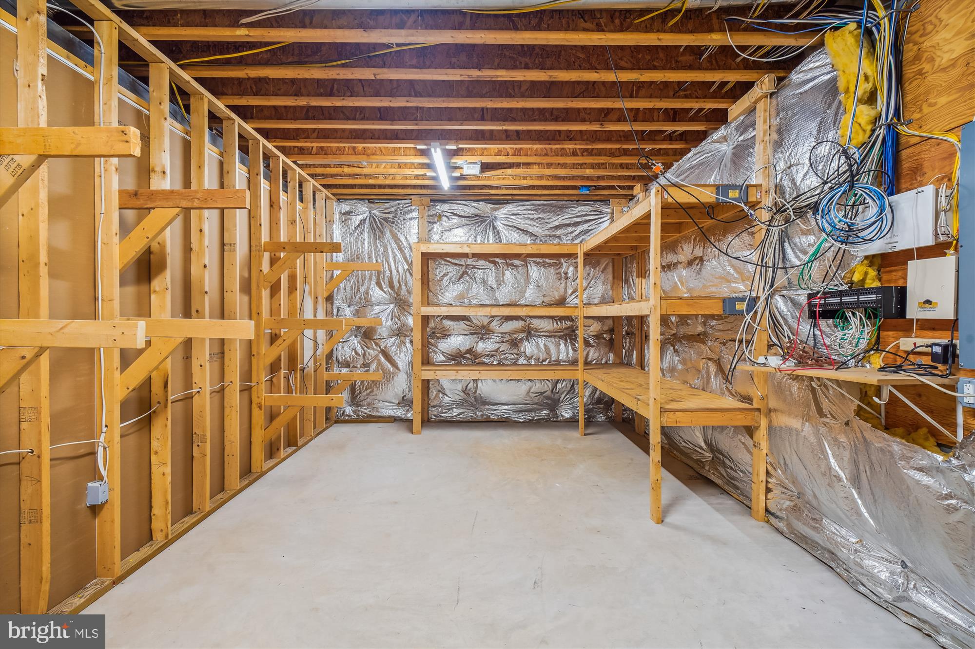 ADAMSTOWN COMMONS - Residential