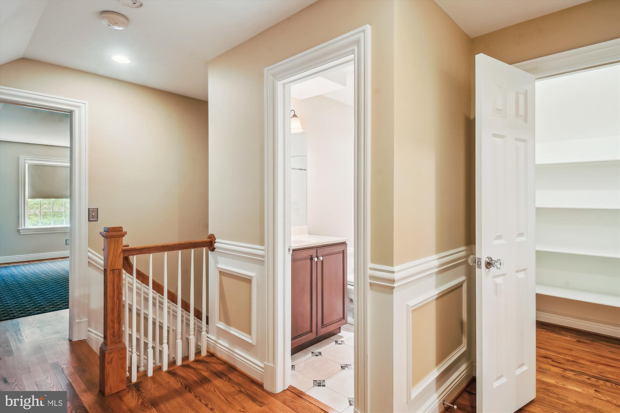 ADAMSTOWN COMMONS - Residential