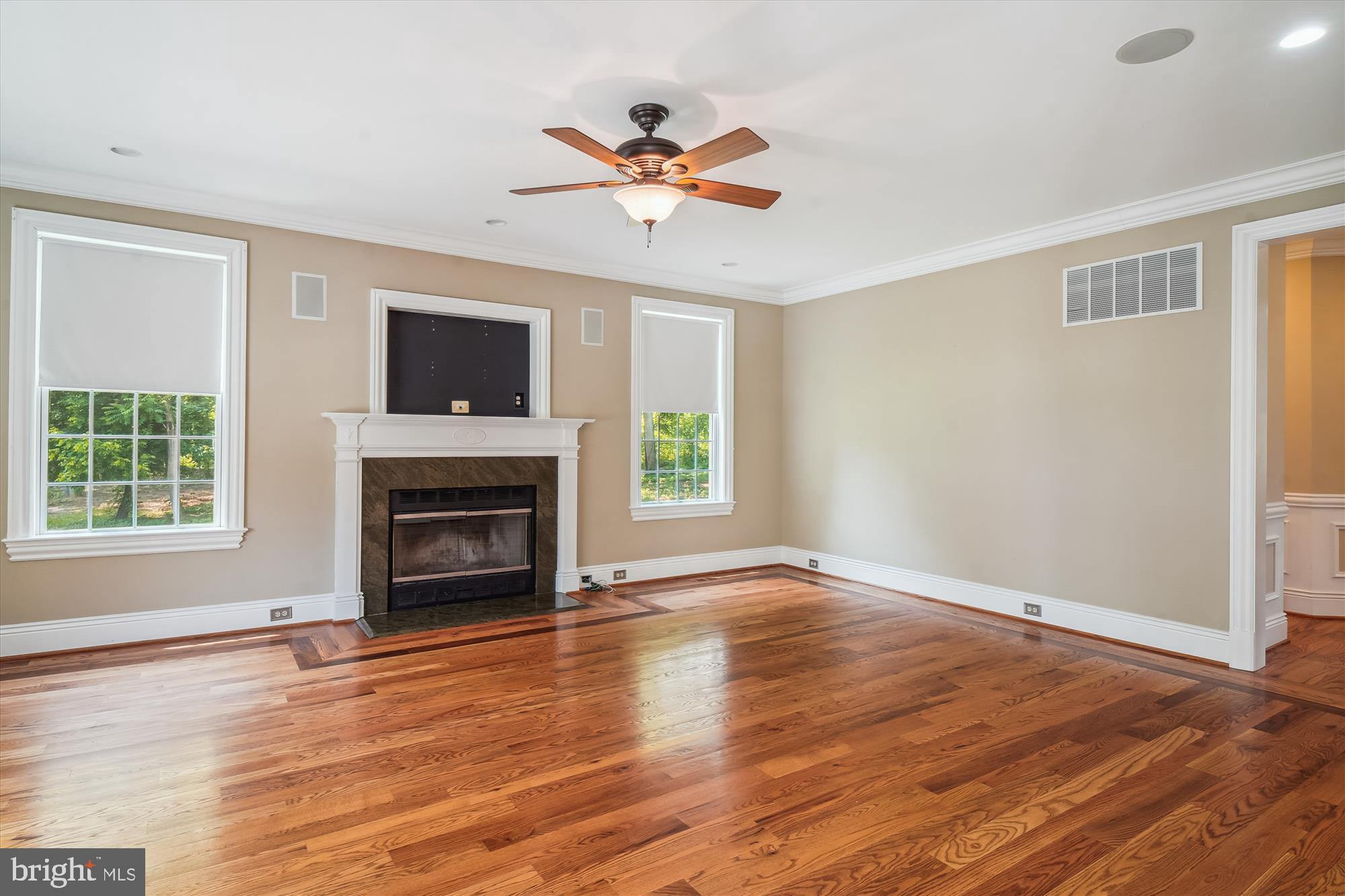 ADAMSTOWN COMMONS - Residential