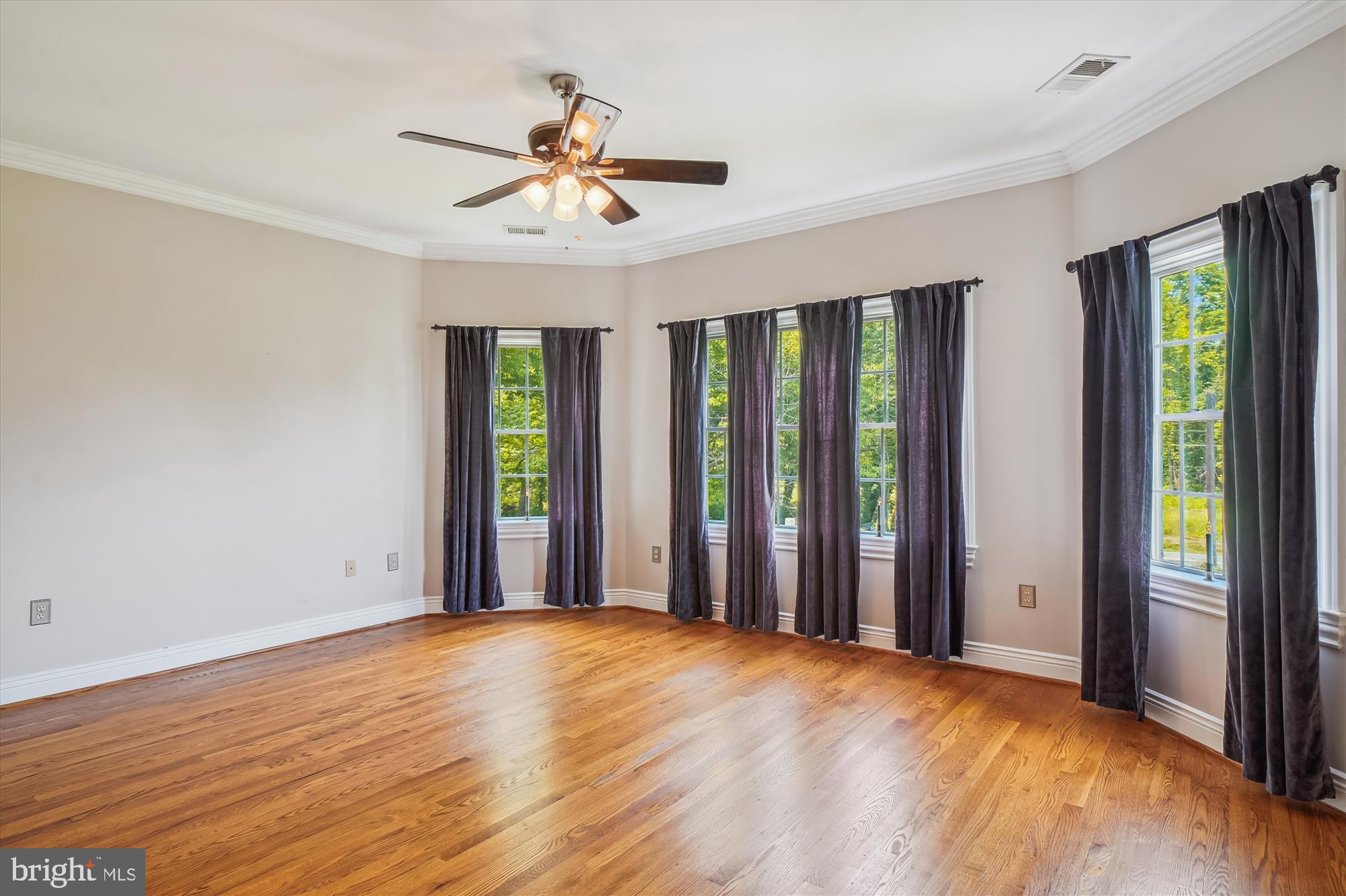 ADAMSTOWN COMMONS - Residential