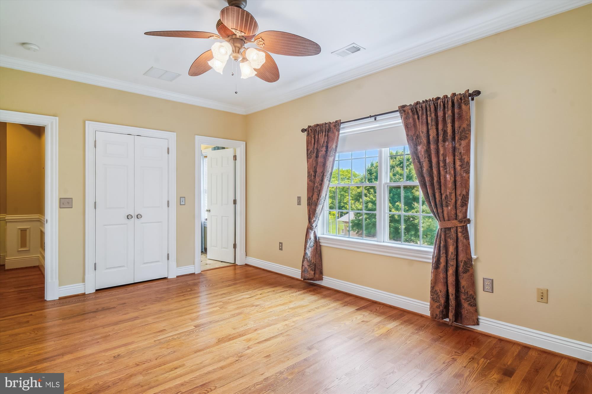 ADAMSTOWN COMMONS - Residential