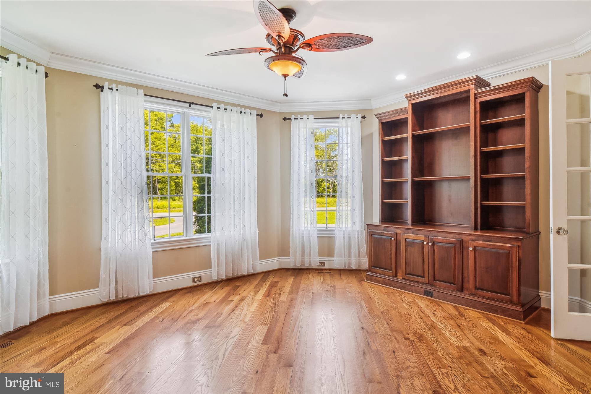 ADAMSTOWN COMMONS - Residential