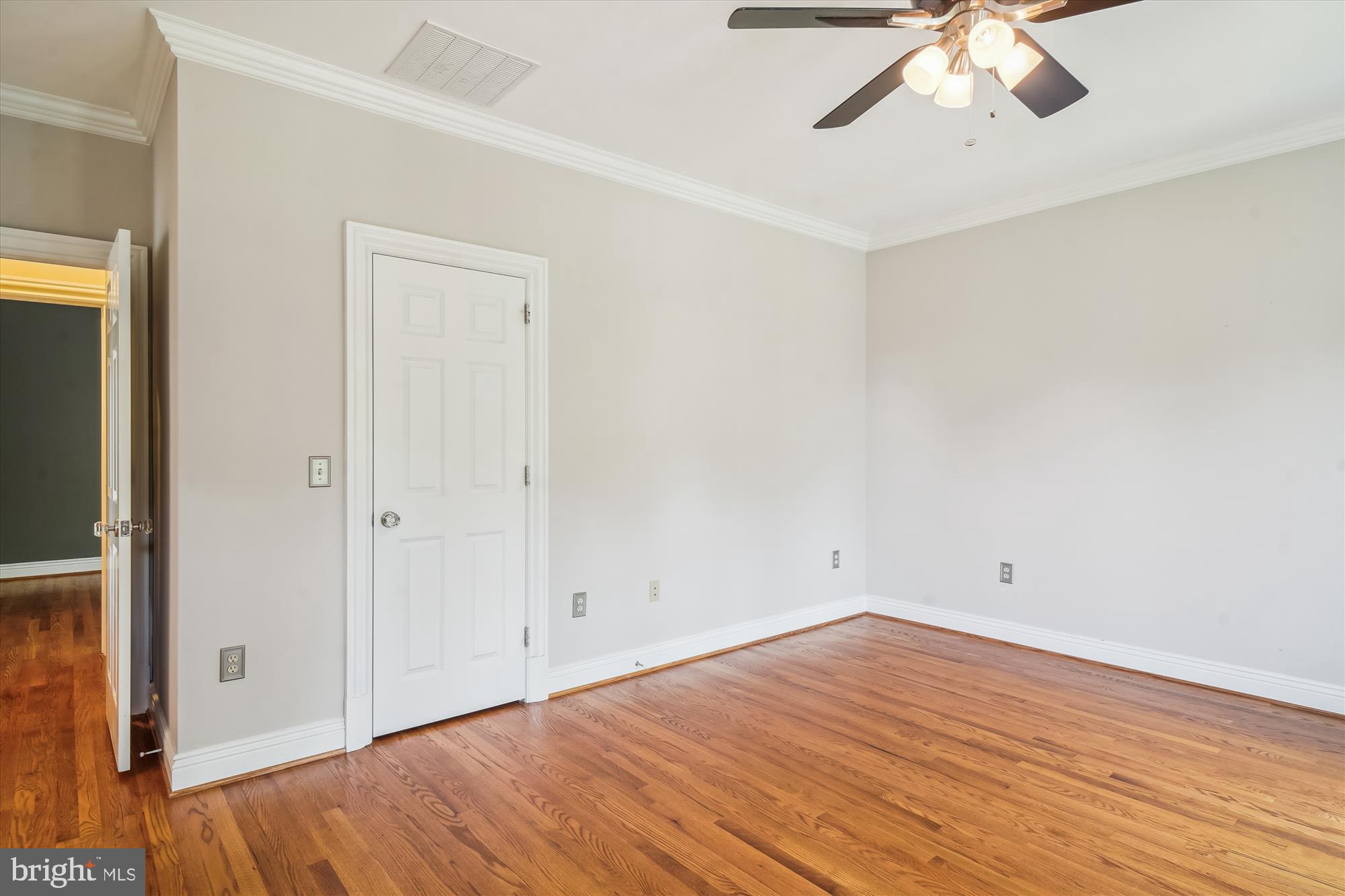 ADAMSTOWN COMMONS - Residential