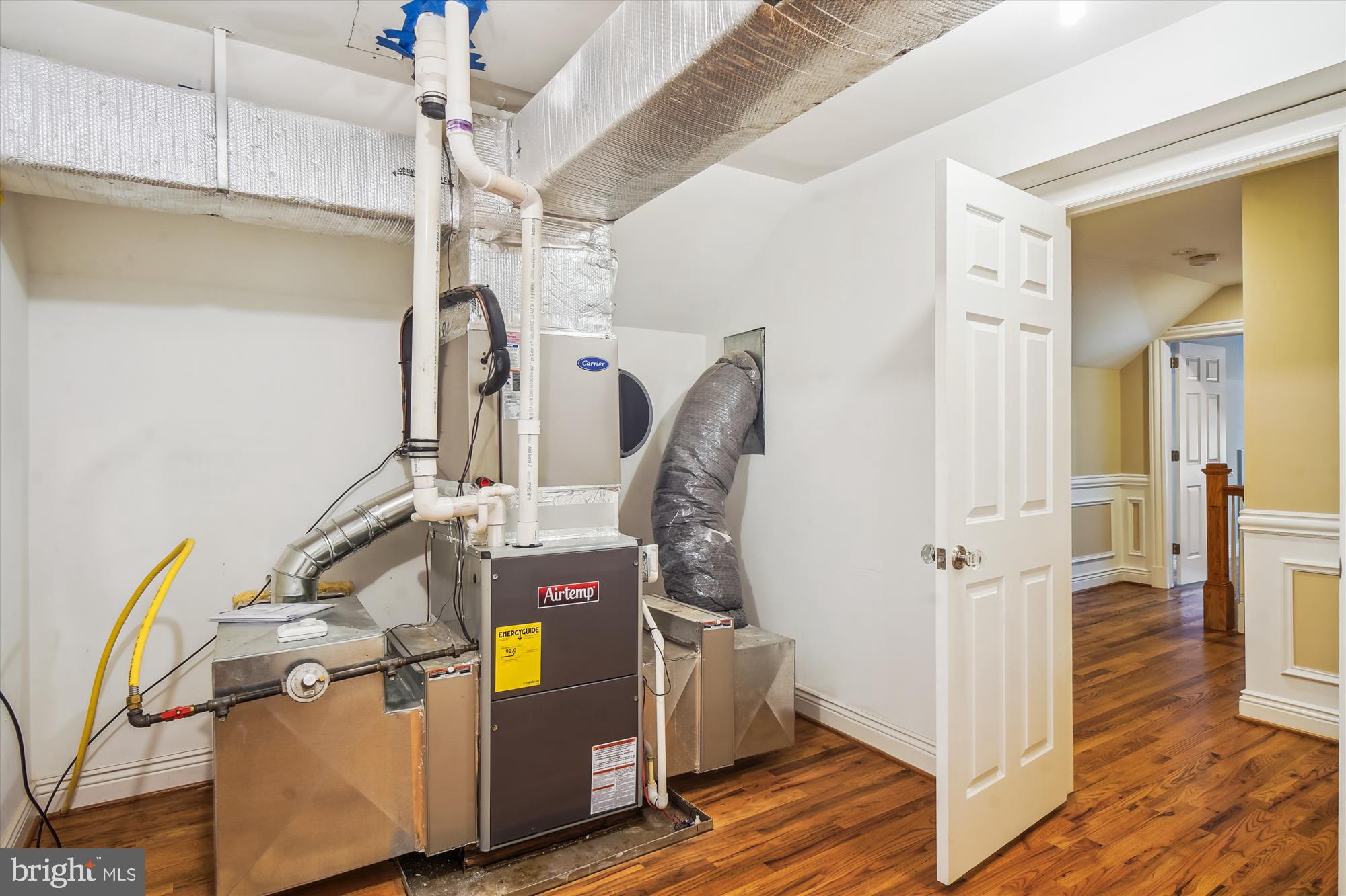 ADAMSTOWN COMMONS - Residential