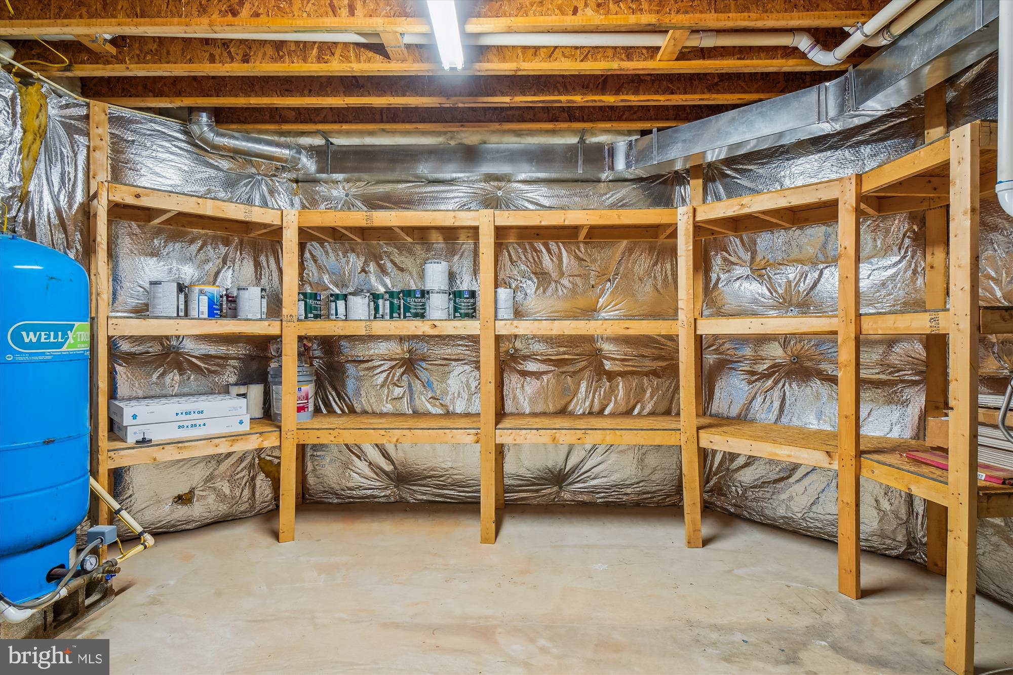 ADAMSTOWN COMMONS - Residential