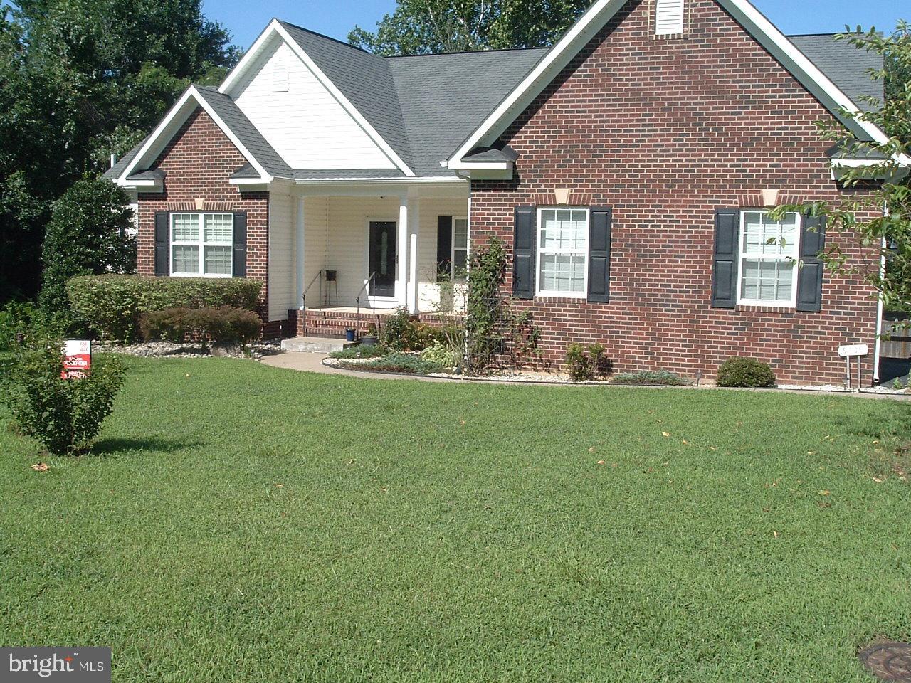 EVERETTE ESTATES - Residential