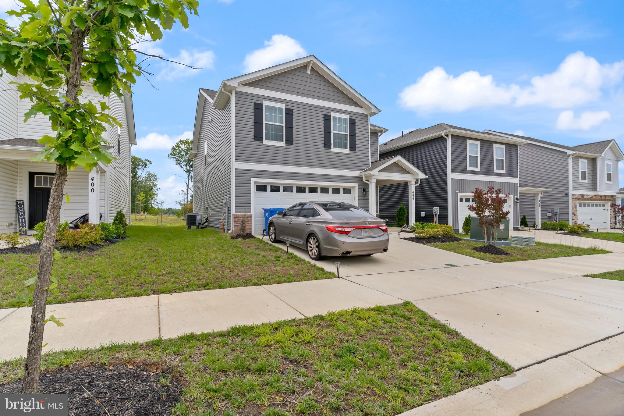 404 MOSSY GROVE LN