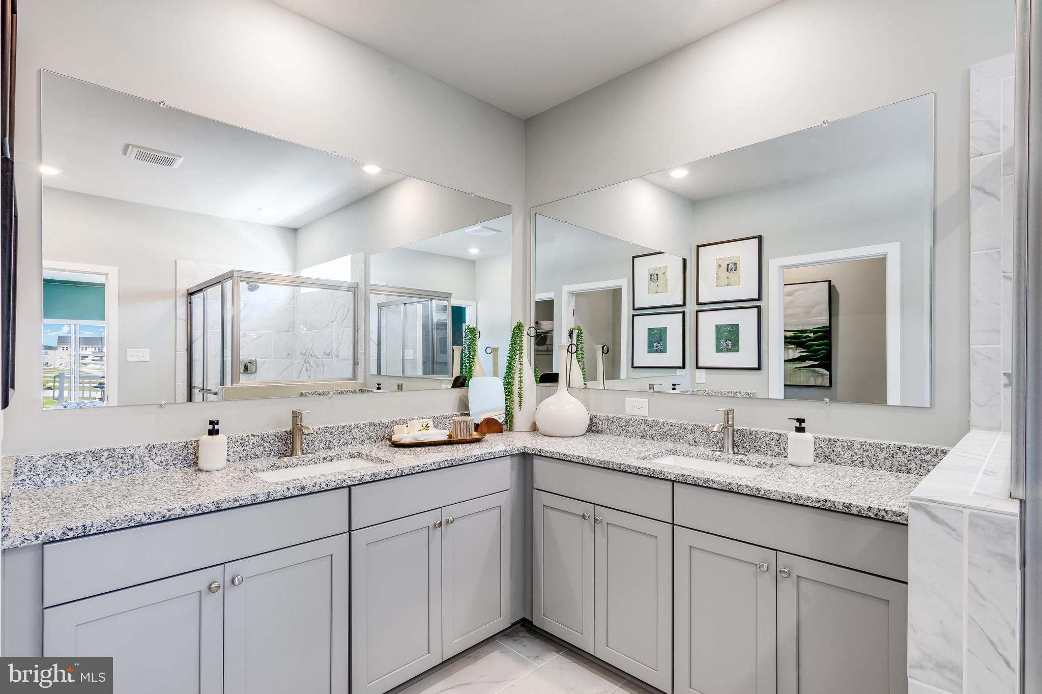 BRIDGEWATER - Residential