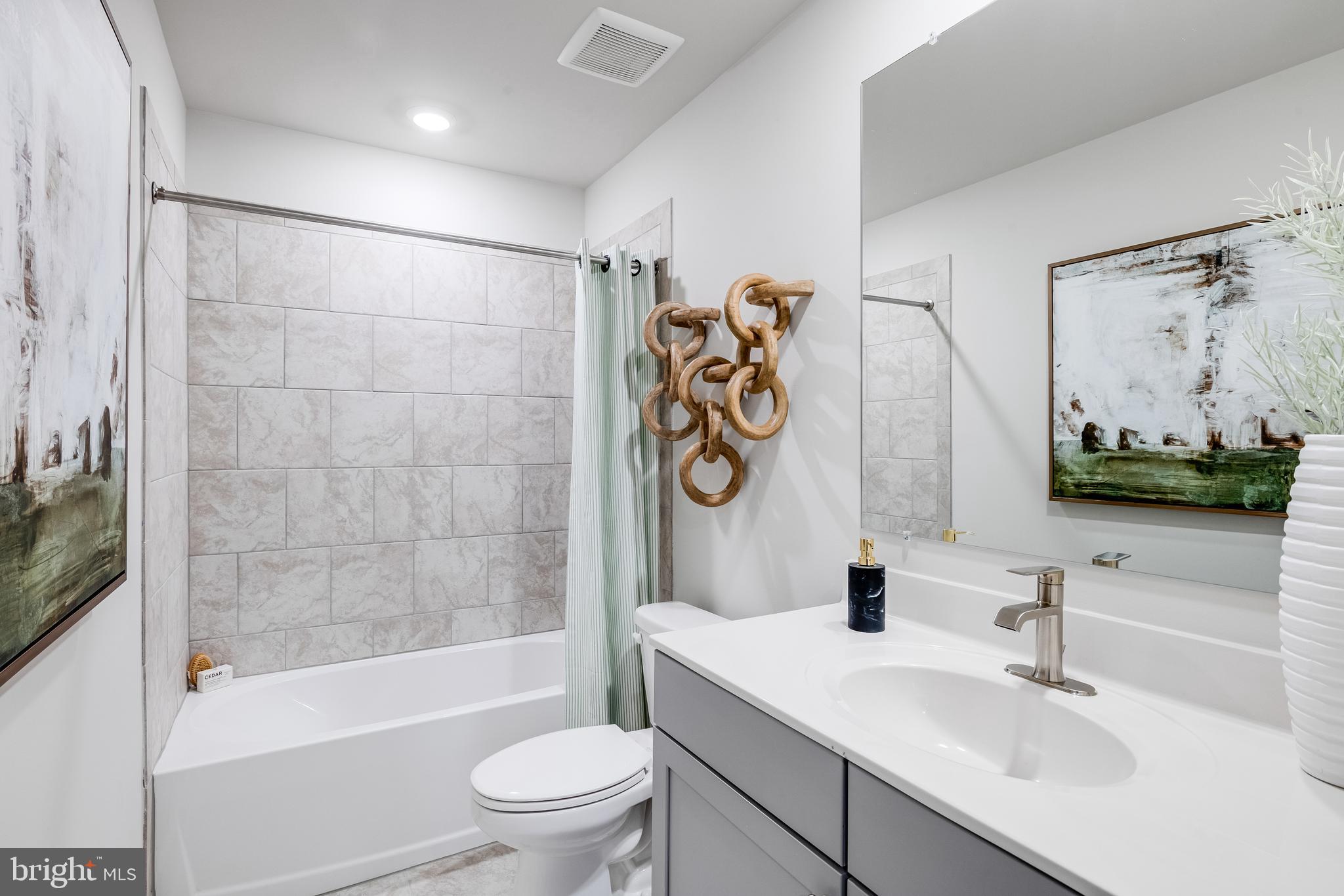 BRIDGEWATER - Residential