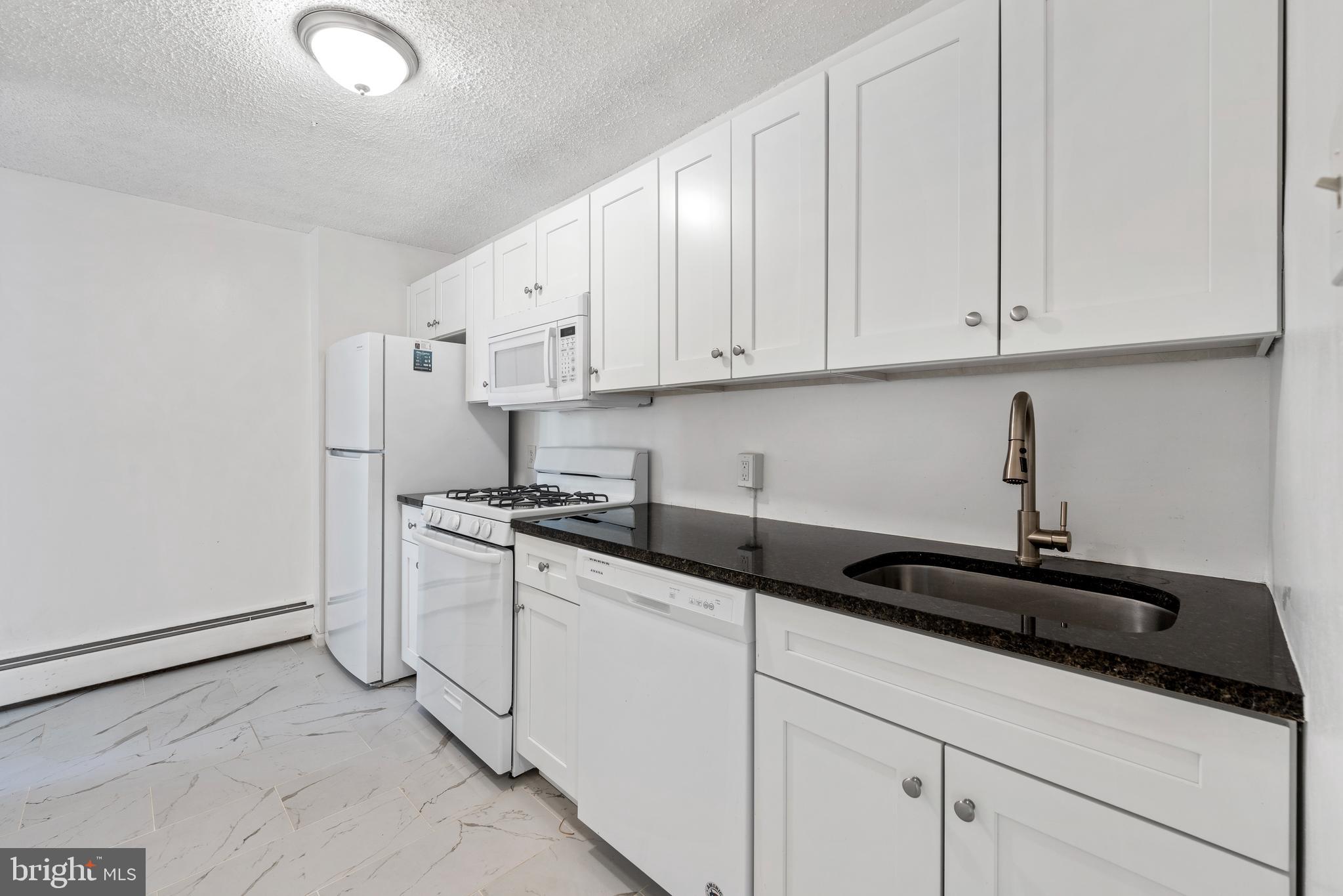 RADNOR HOUSE - Residential