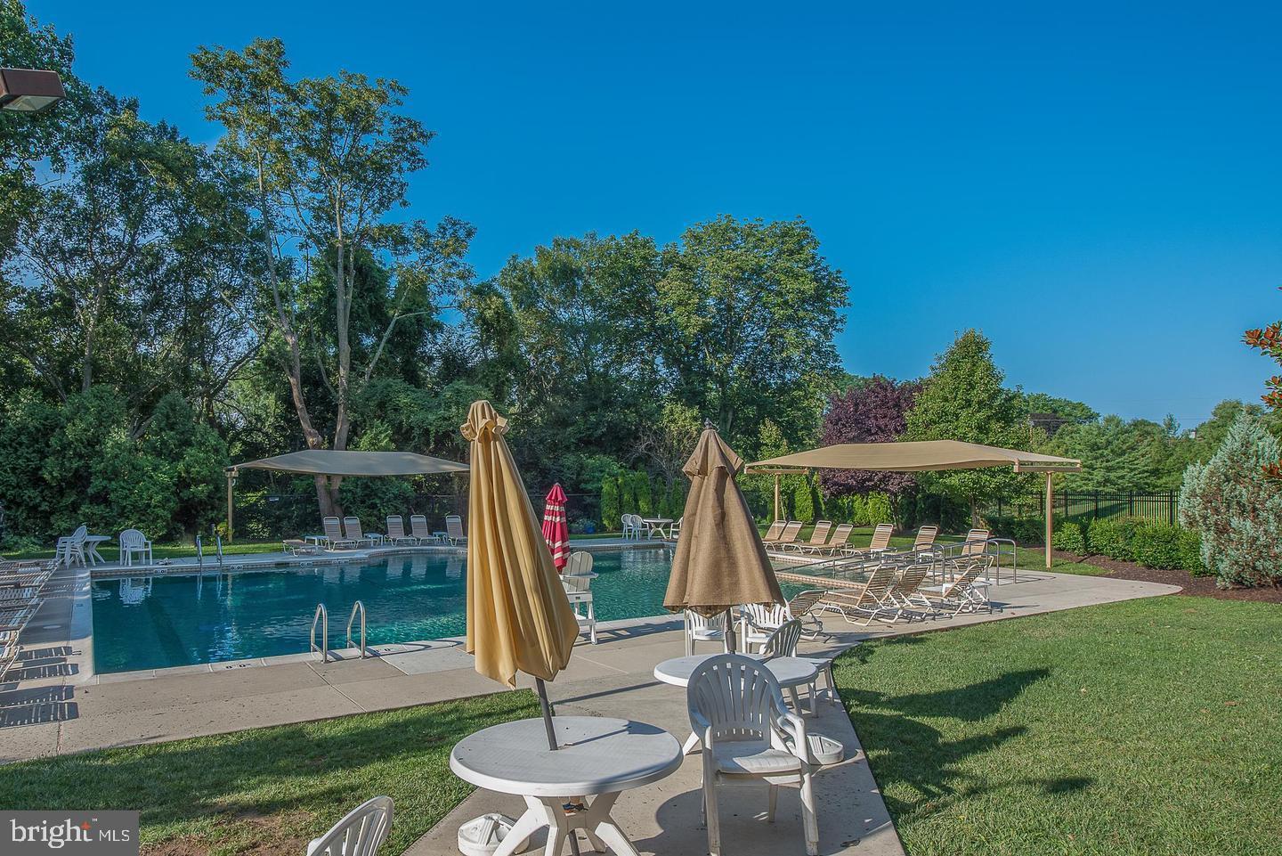 RADNOR HOUSE - Residential