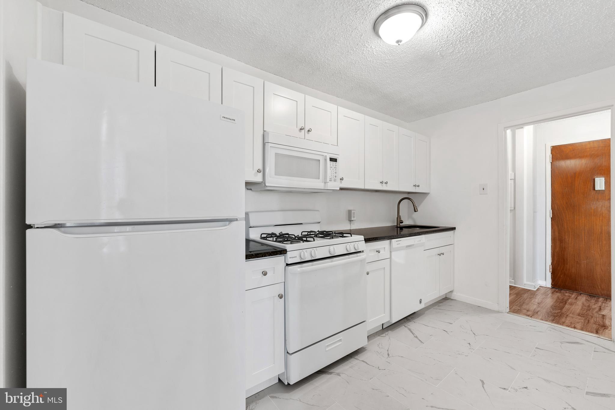 RADNOR HOUSE - Residential