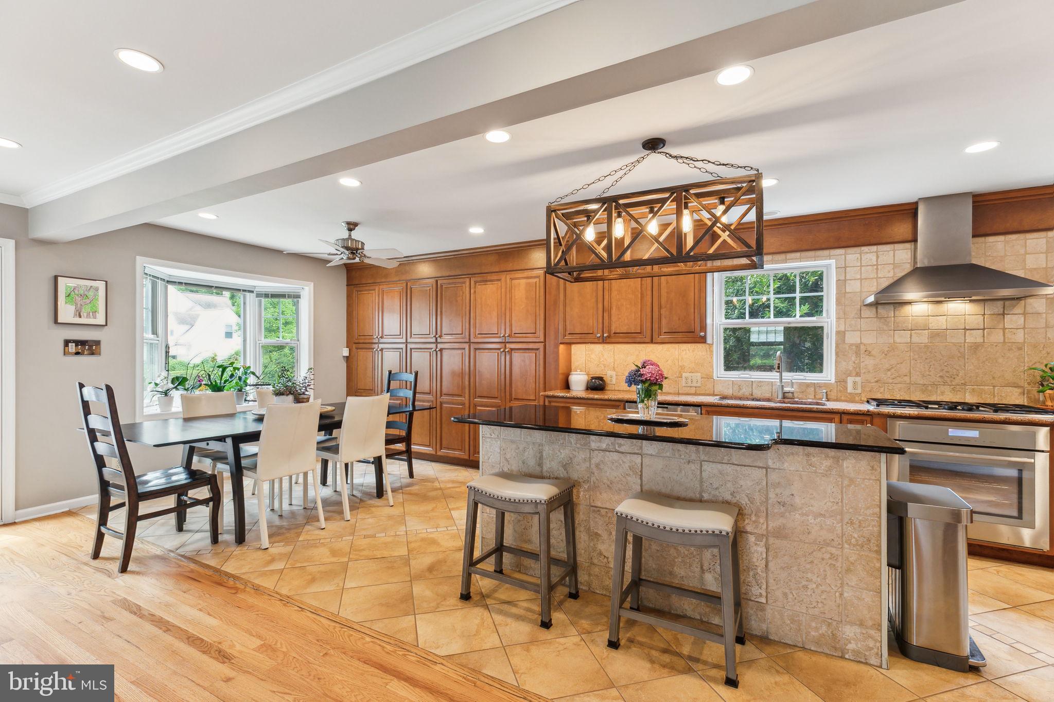 COLLEGE PARK - Residential