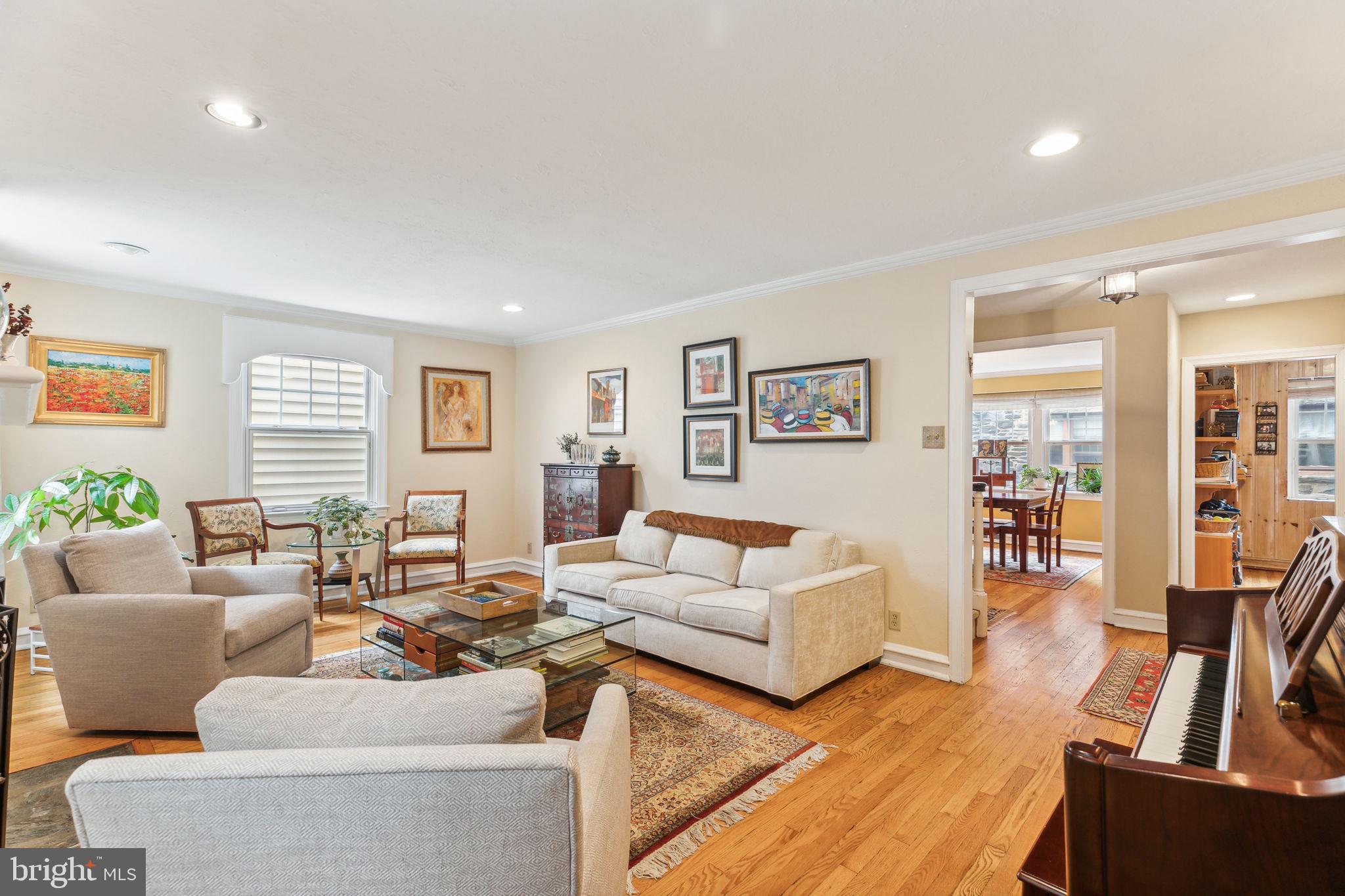 COLLEGE PARK - Residential