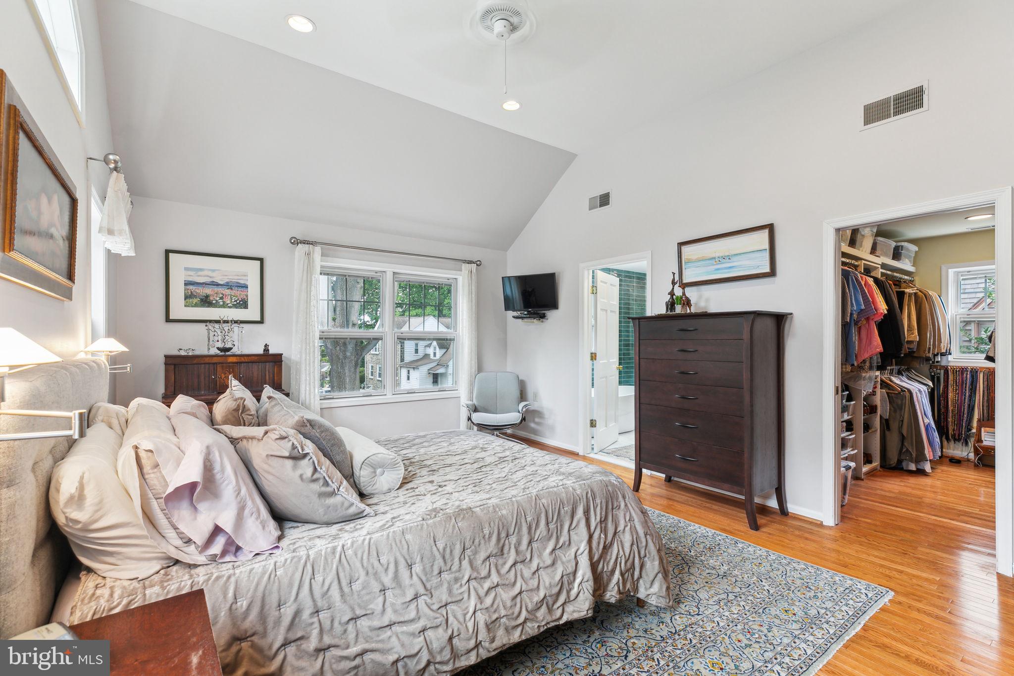 COLLEGE PARK - Residential