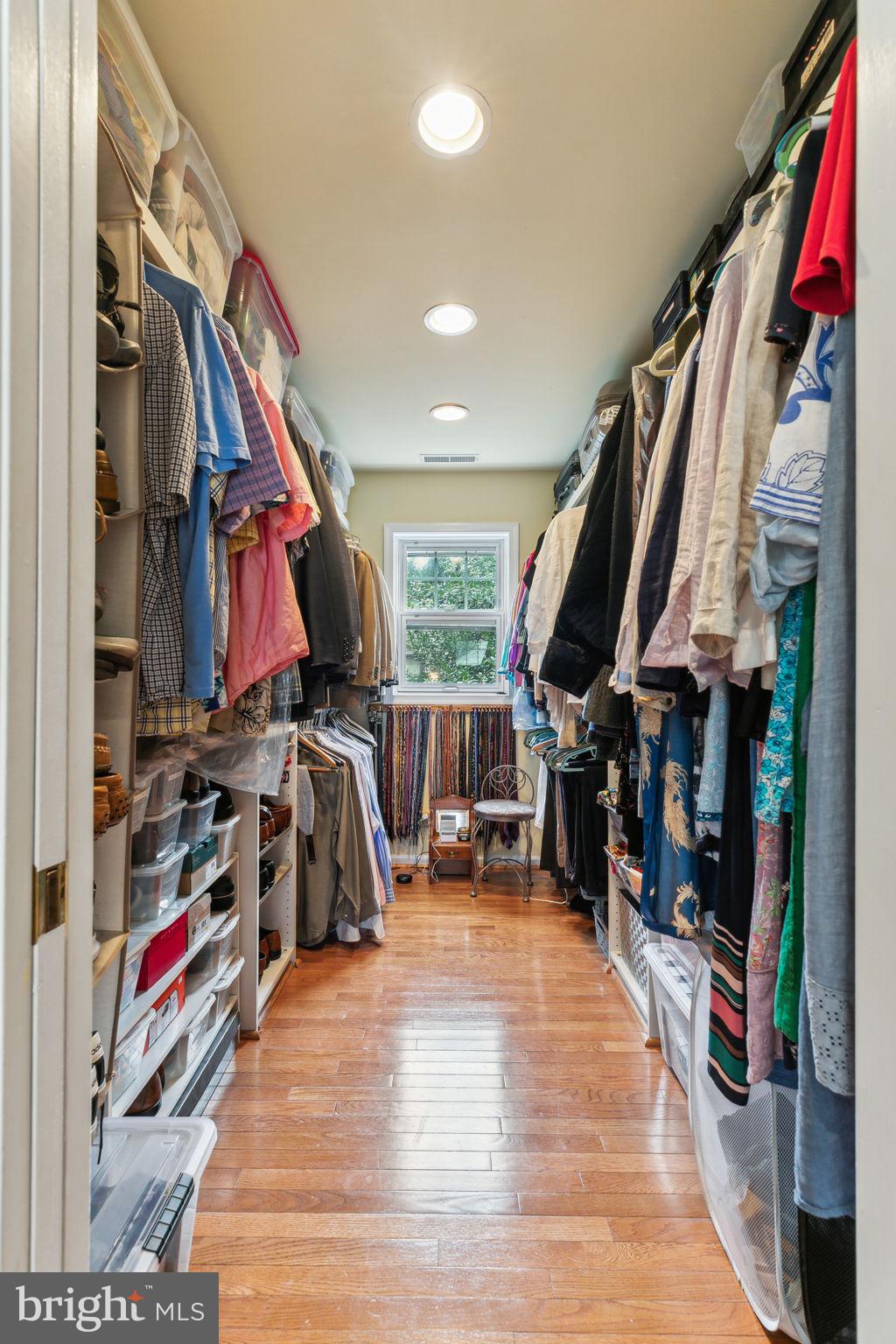 COLLEGE PARK - Residential