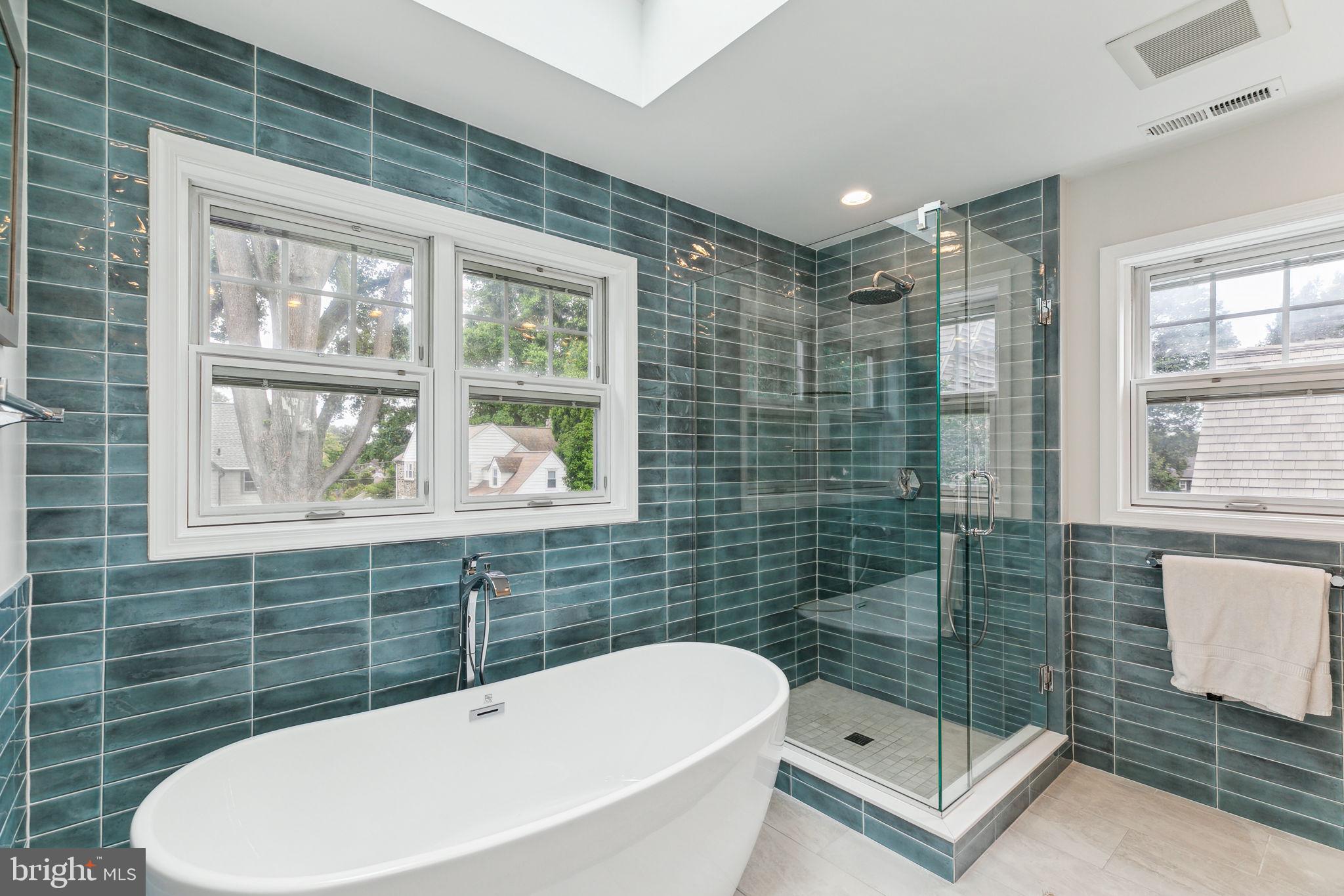 COLLEGE PARK - Residential