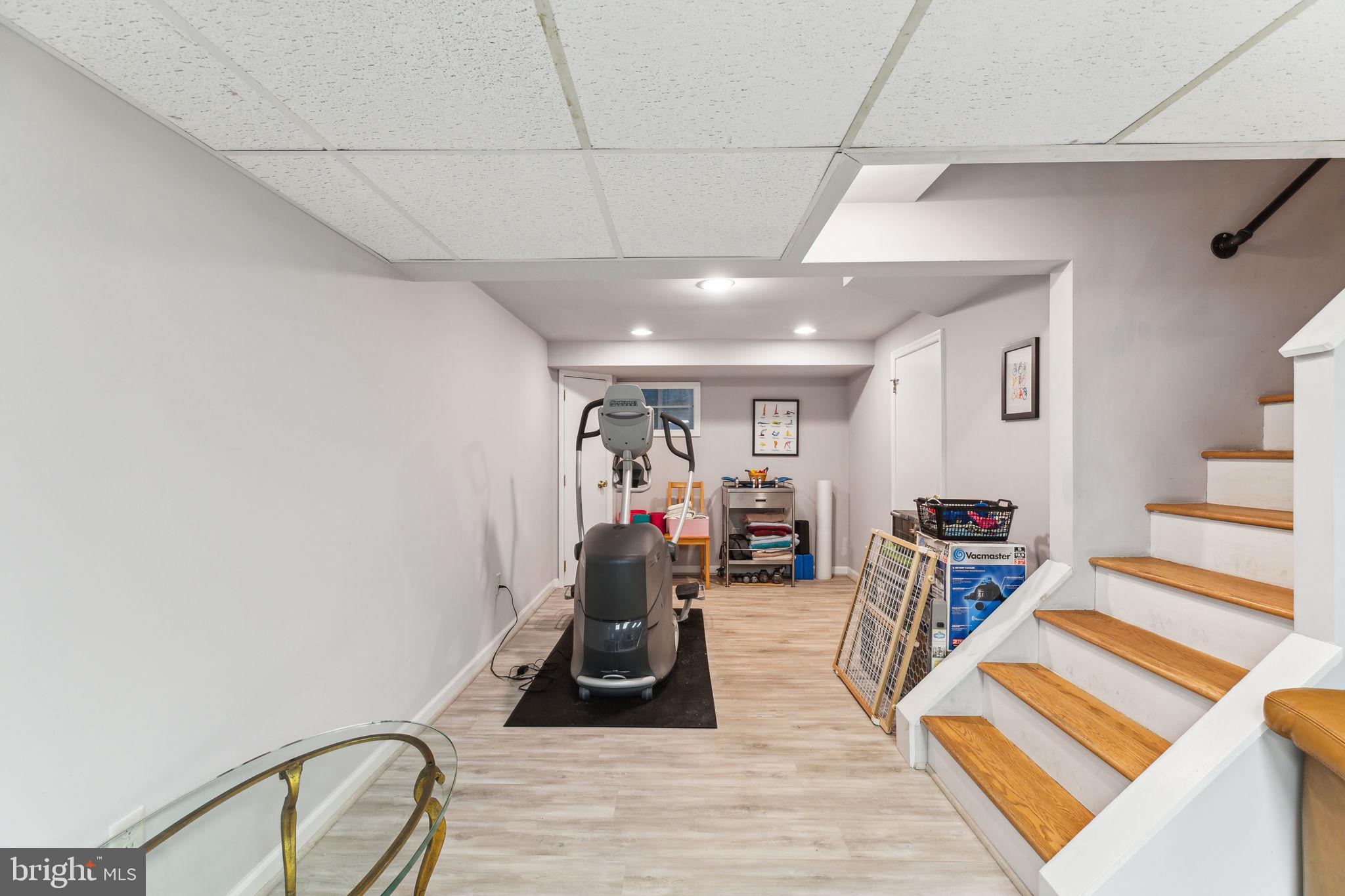 COLLEGE PARK - Residential