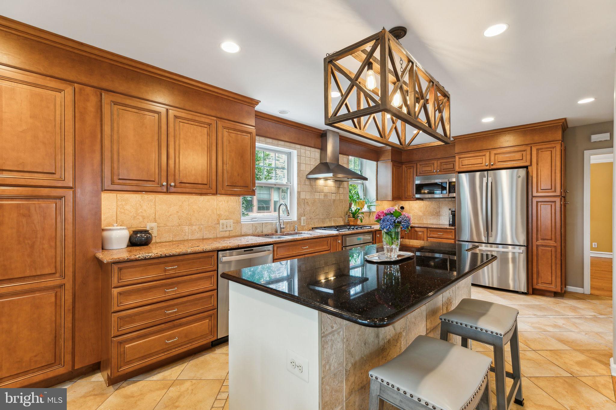 COLLEGE PARK - Residential